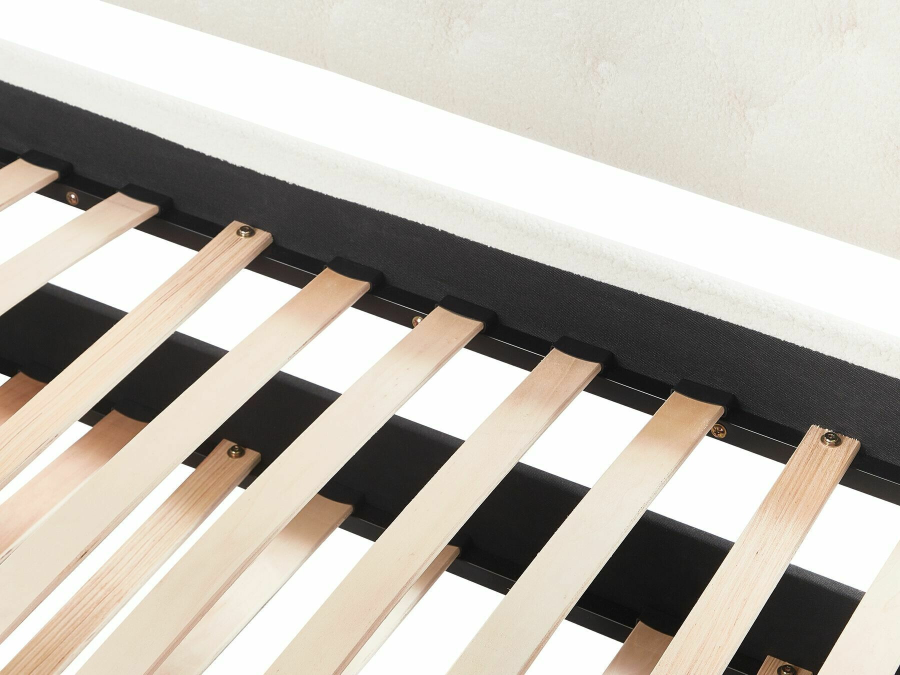 Gulta Berwyn 1004 (Balts)