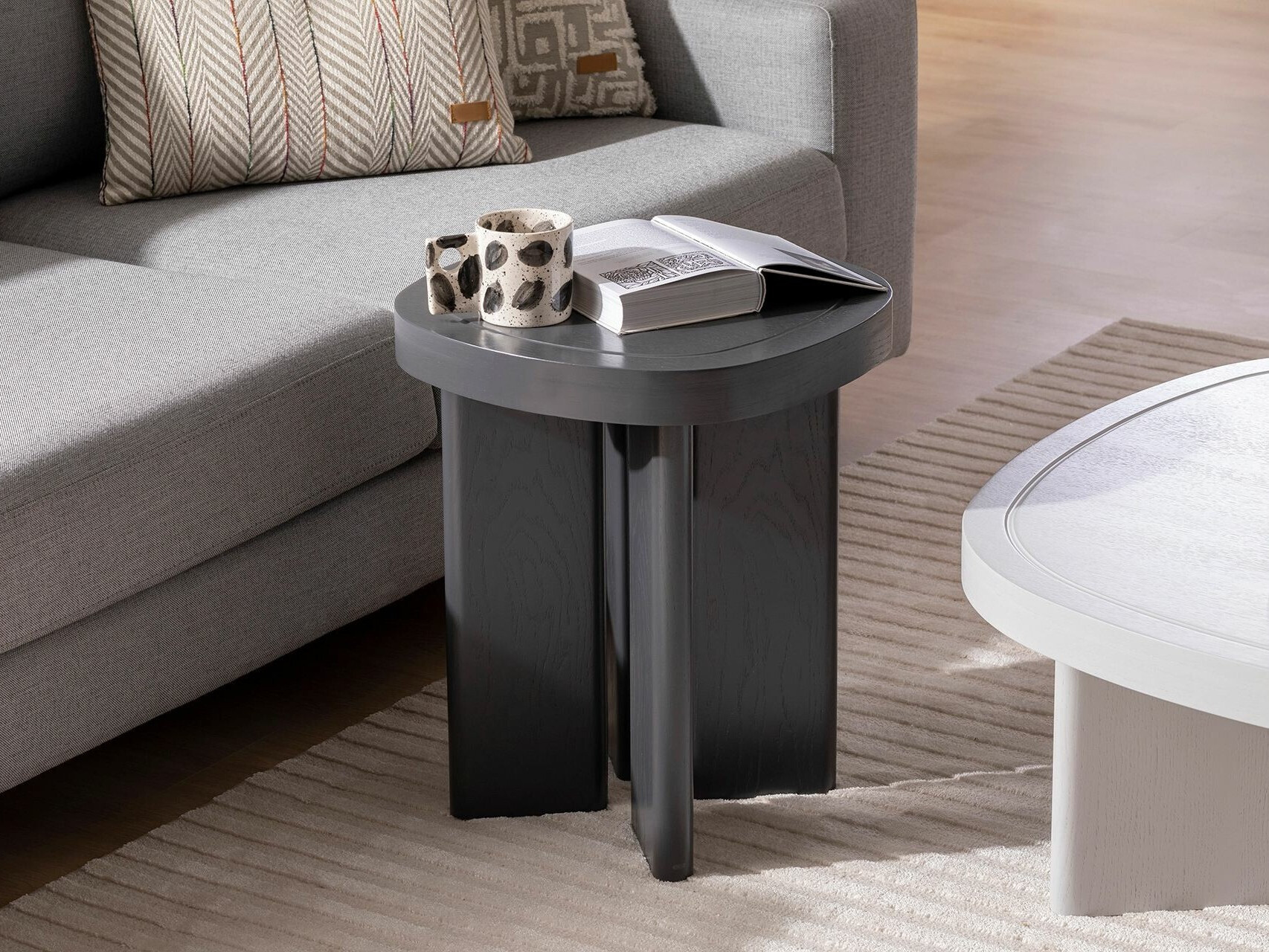 Kafijas galdiņš Kailua 2332