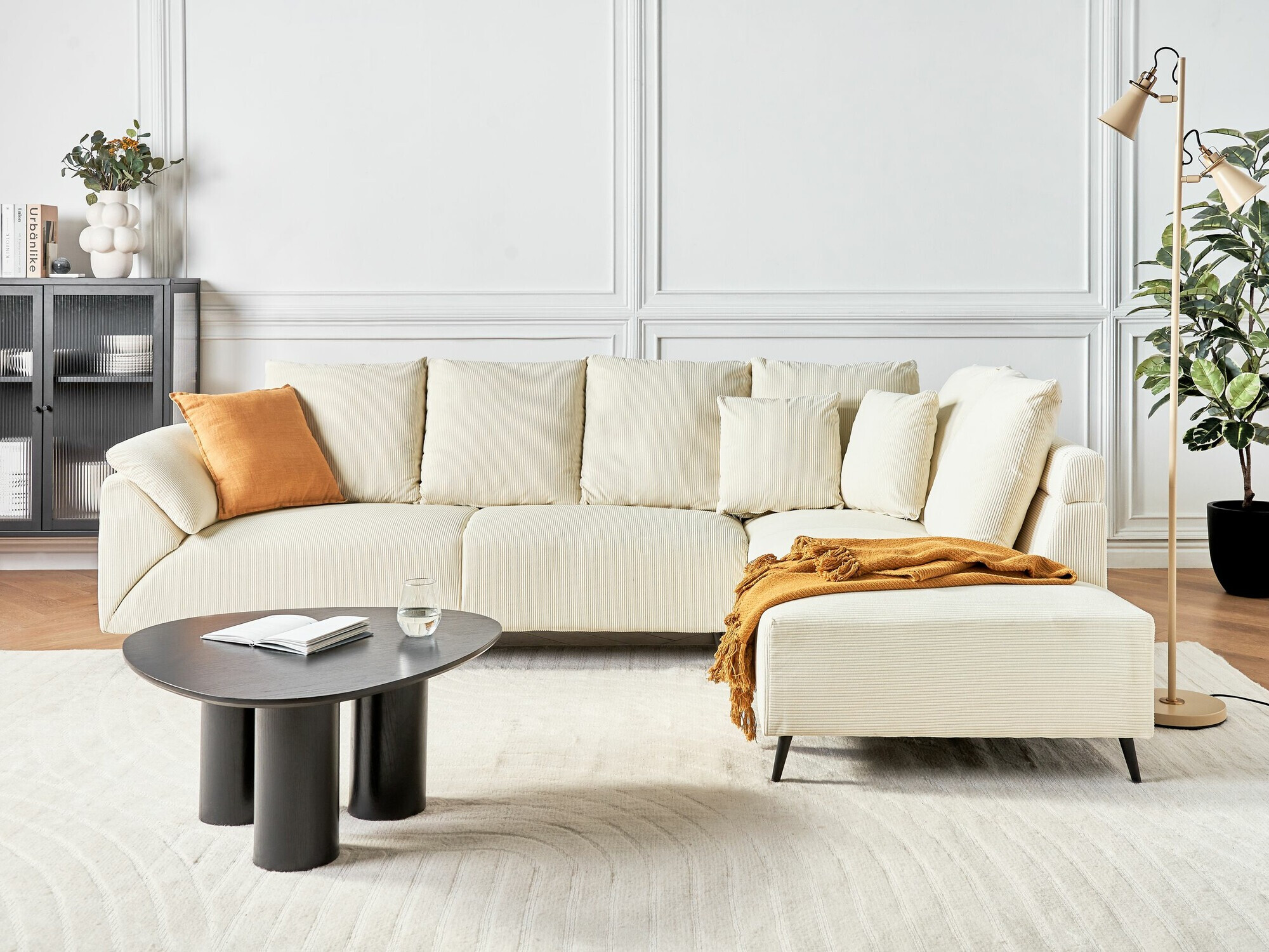 Stūra dīvāns Berwyn 1320 (Gaiši bēšs)