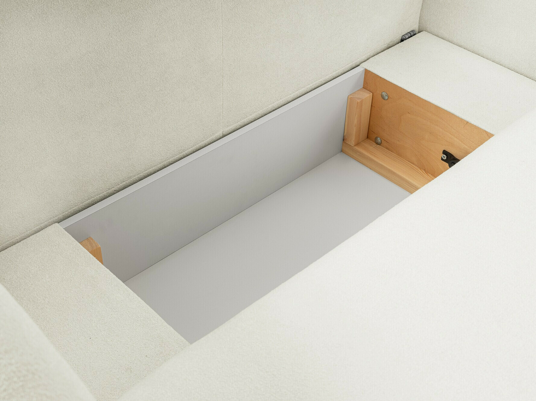 Угловой диван Kingston 140 (Siruco 60)