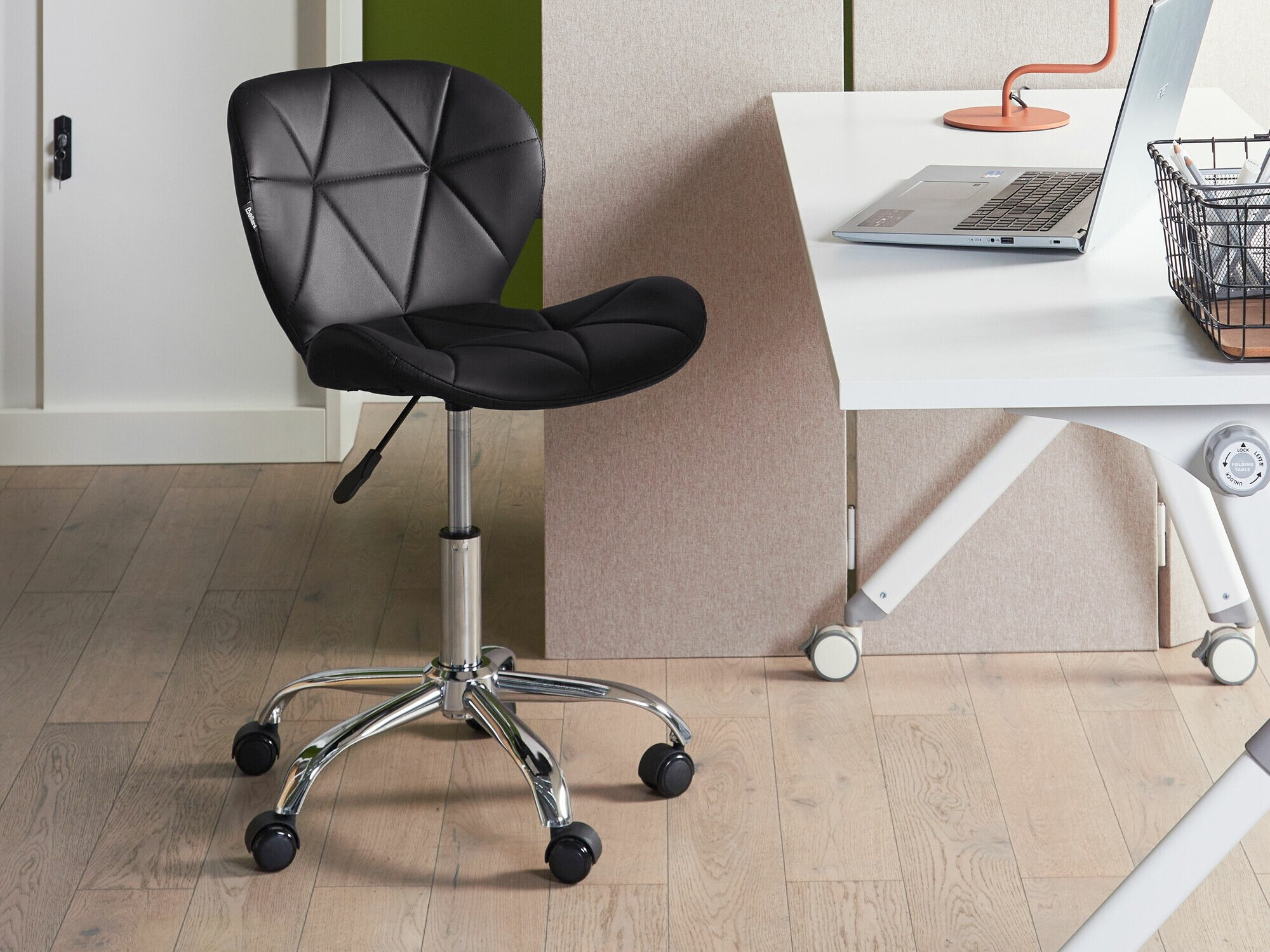 Офисный стул Berwyn 2475 (Чёрный)