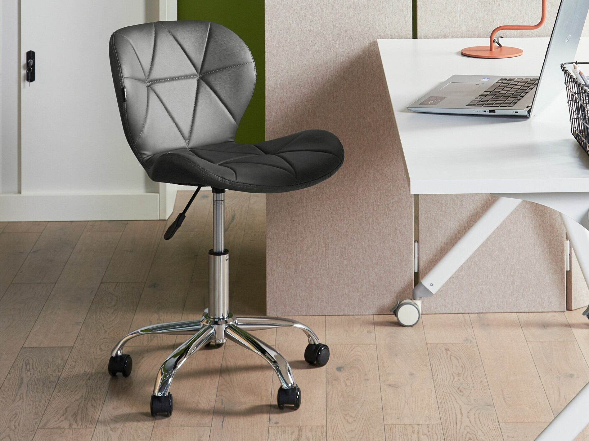 Офисный стул Berwyn 2475 (Серый)