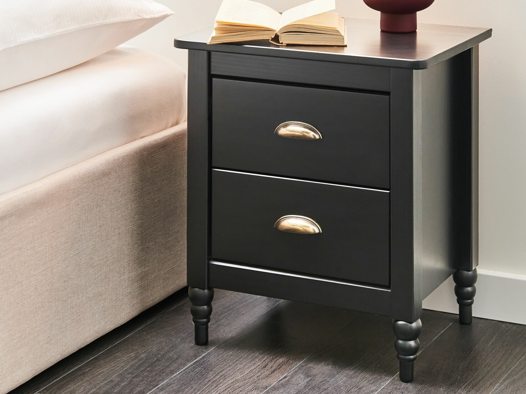 Naktsgaldiņš Berwyn 2481 (Melns)