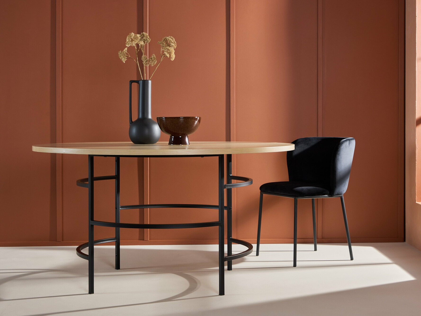 Galds Dallas 4695 (Melns + Gaiši brūns)