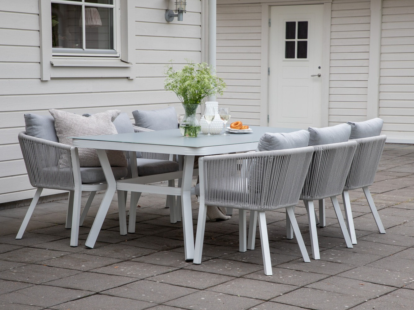 Galds un krēslu komplekts Dallas 3020 (Balts + Pelēks)