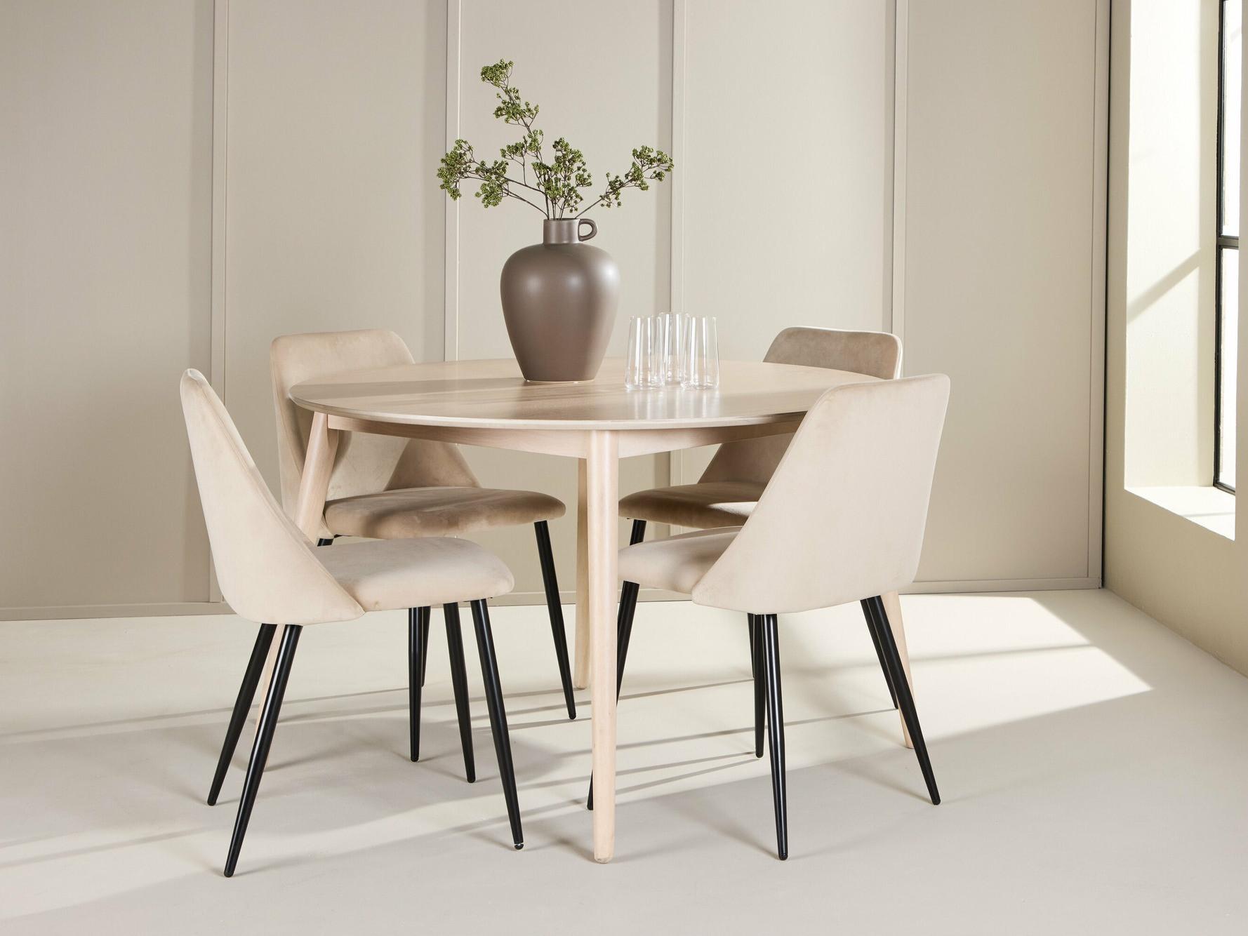 Ēdamistabas komplekts Dallas 4759