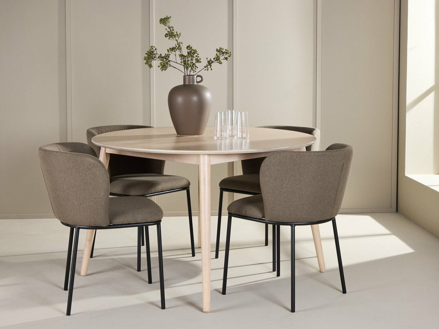 Ēdamistabas komplekts Dallas 4760 (Brūns)