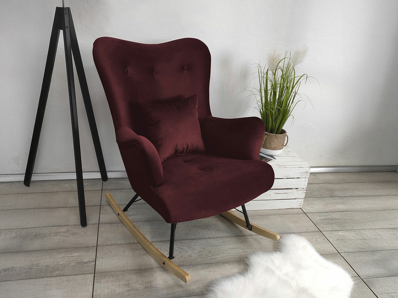 Šūpuļkrēsls Clovis 101 (Magic Velvet 2202)