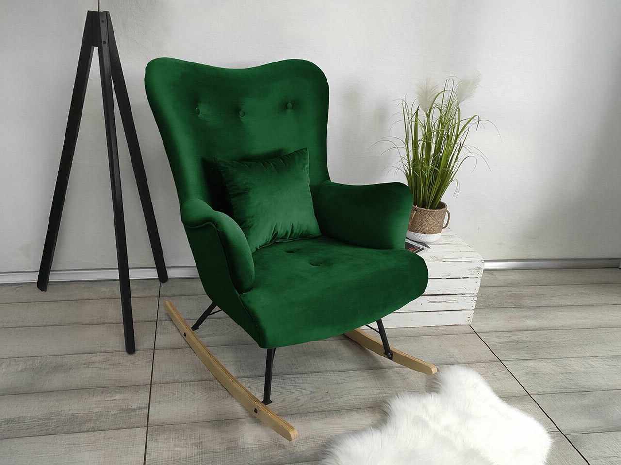 Šūpuļkrēsls Clovis 101 (Magic Velvet 2225)