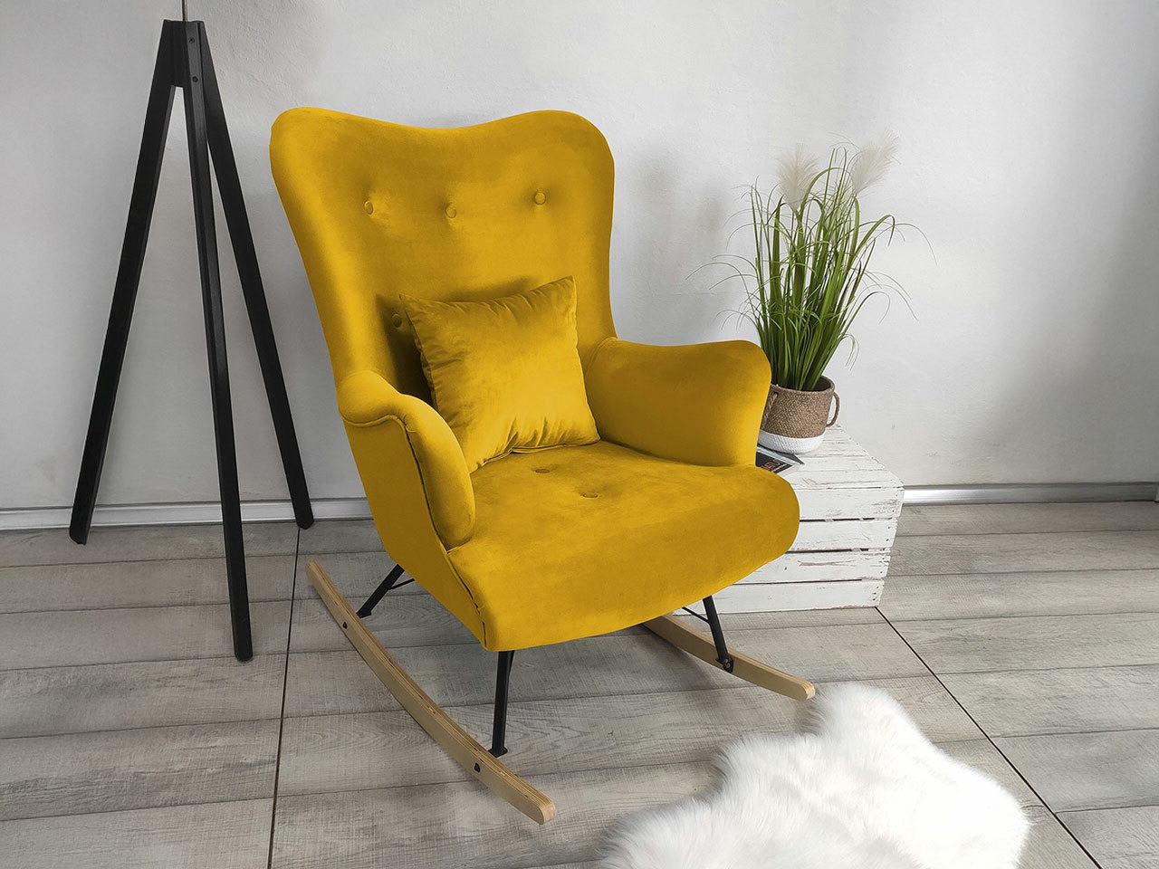 Šūpuļkrēsls Clovis 101 (Magic Velvet 2234)