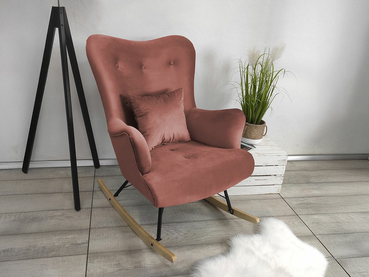 Šūpuļkrēsls Clovis 101 (Magic Velvet 2258)