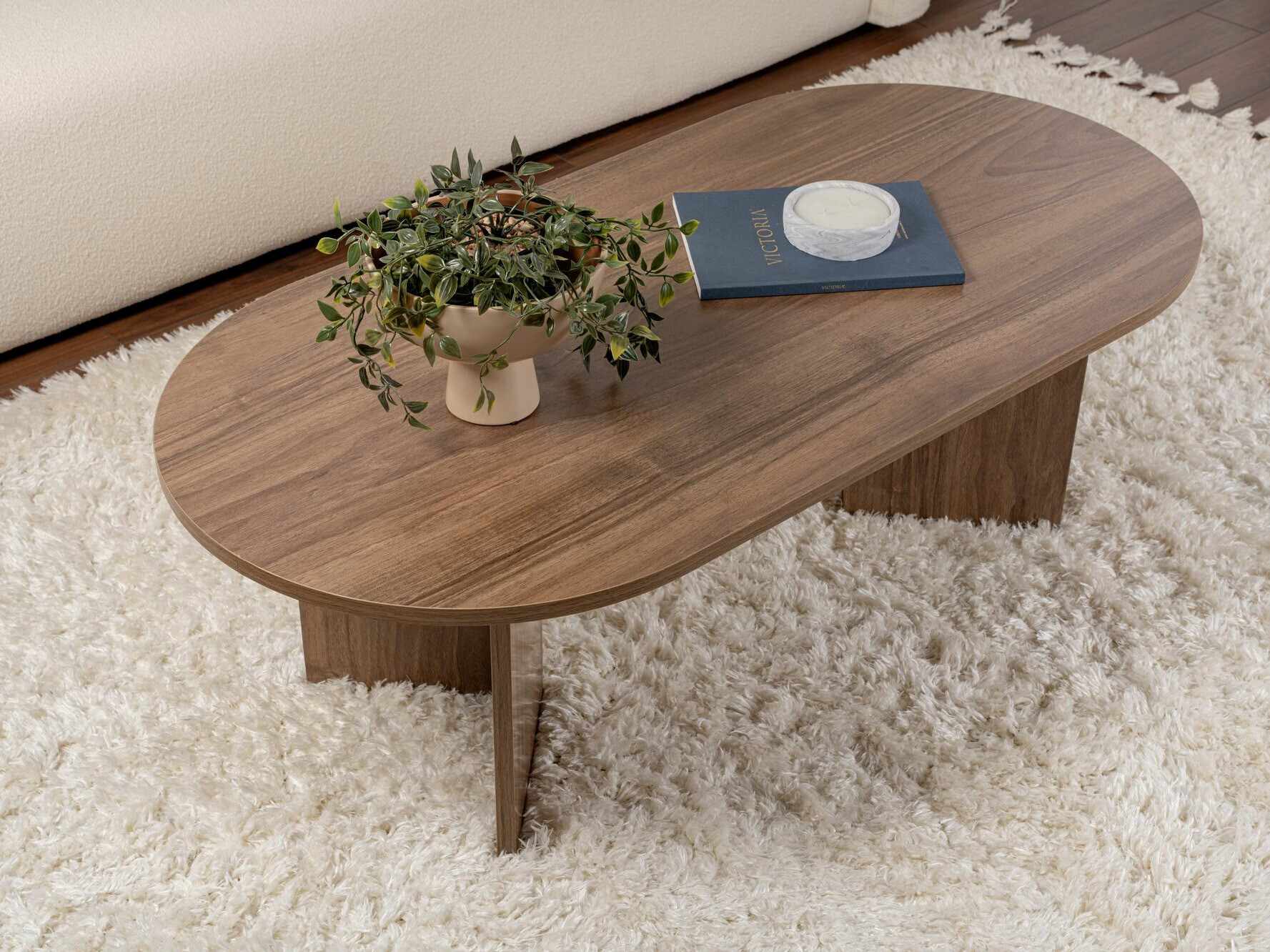 Žurnālu galdiņš Novato 111 (Riekstkoks)