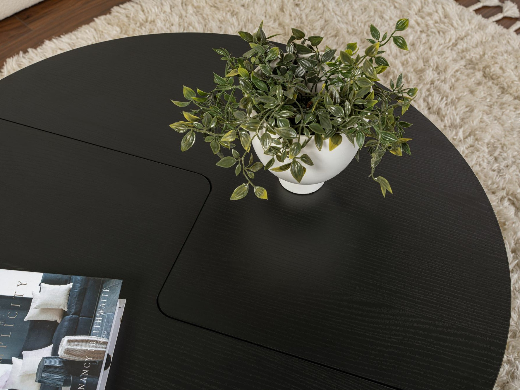 Žurnālu galdiņu komplekts Novato 114 (Melns)