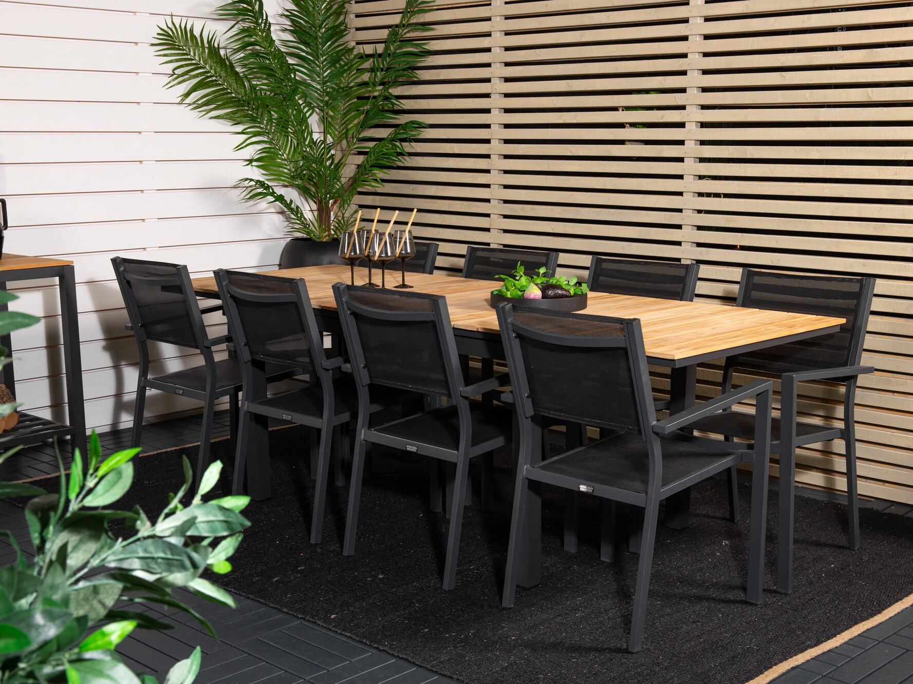 Galds un krēslu komplekts Dallas 4788