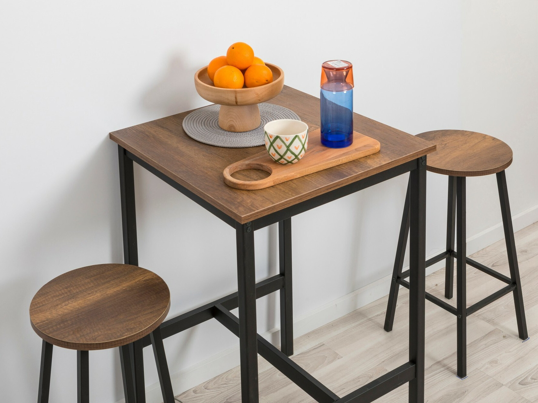 Zemais bāra krēsls Kailua 2462 (Melns + Tumšs koks)