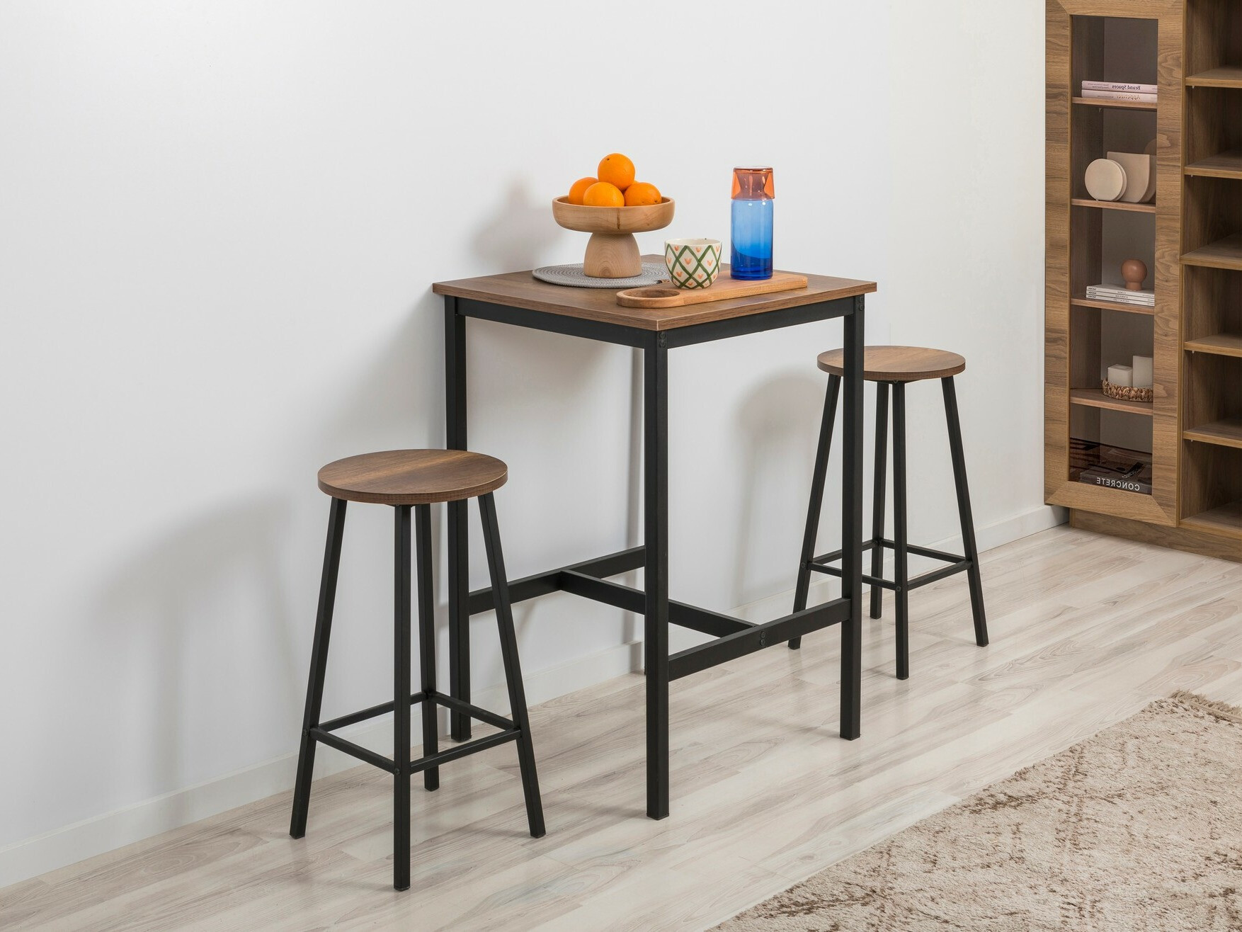 Zemais bāra krēsls Kailua 2462 (Melns + Tumšs koks)