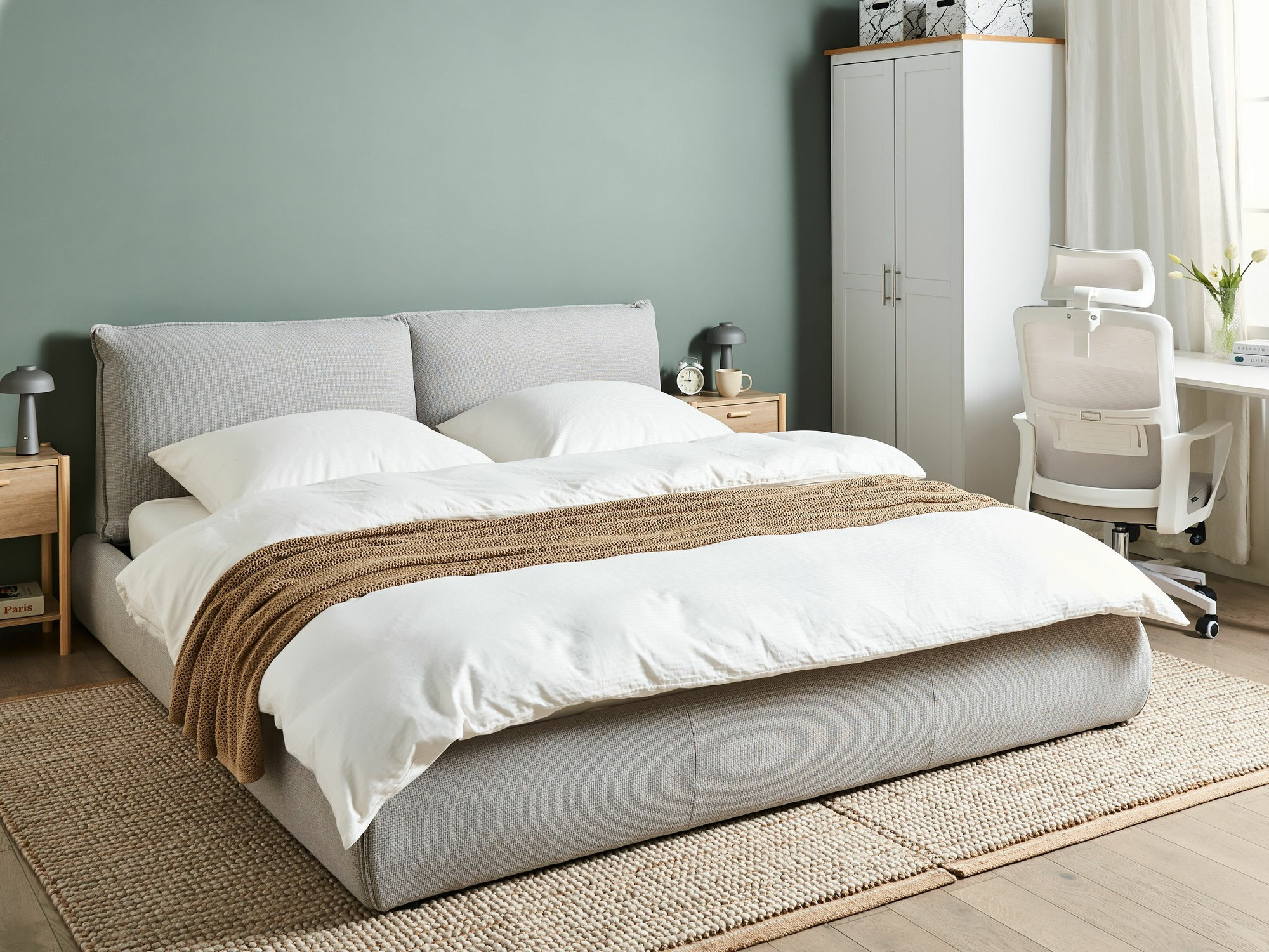 Кровать Berwyn 1262 (Светло-серый)