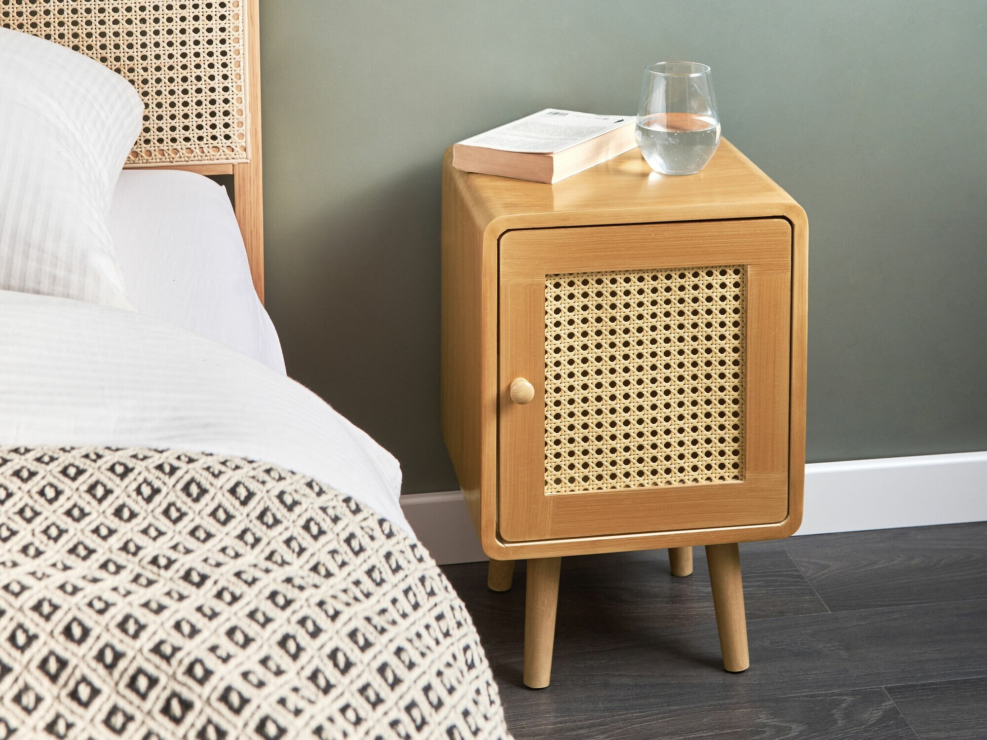 Naktsgaldiņš Berwyn 2632 (Gaiši brūns)