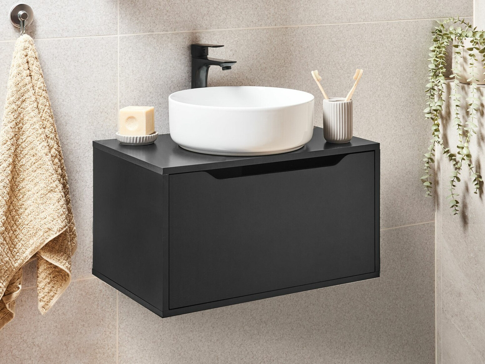 Piekarams vannas istabas skapītis izlietnei Berwyn 2644 (Melns)