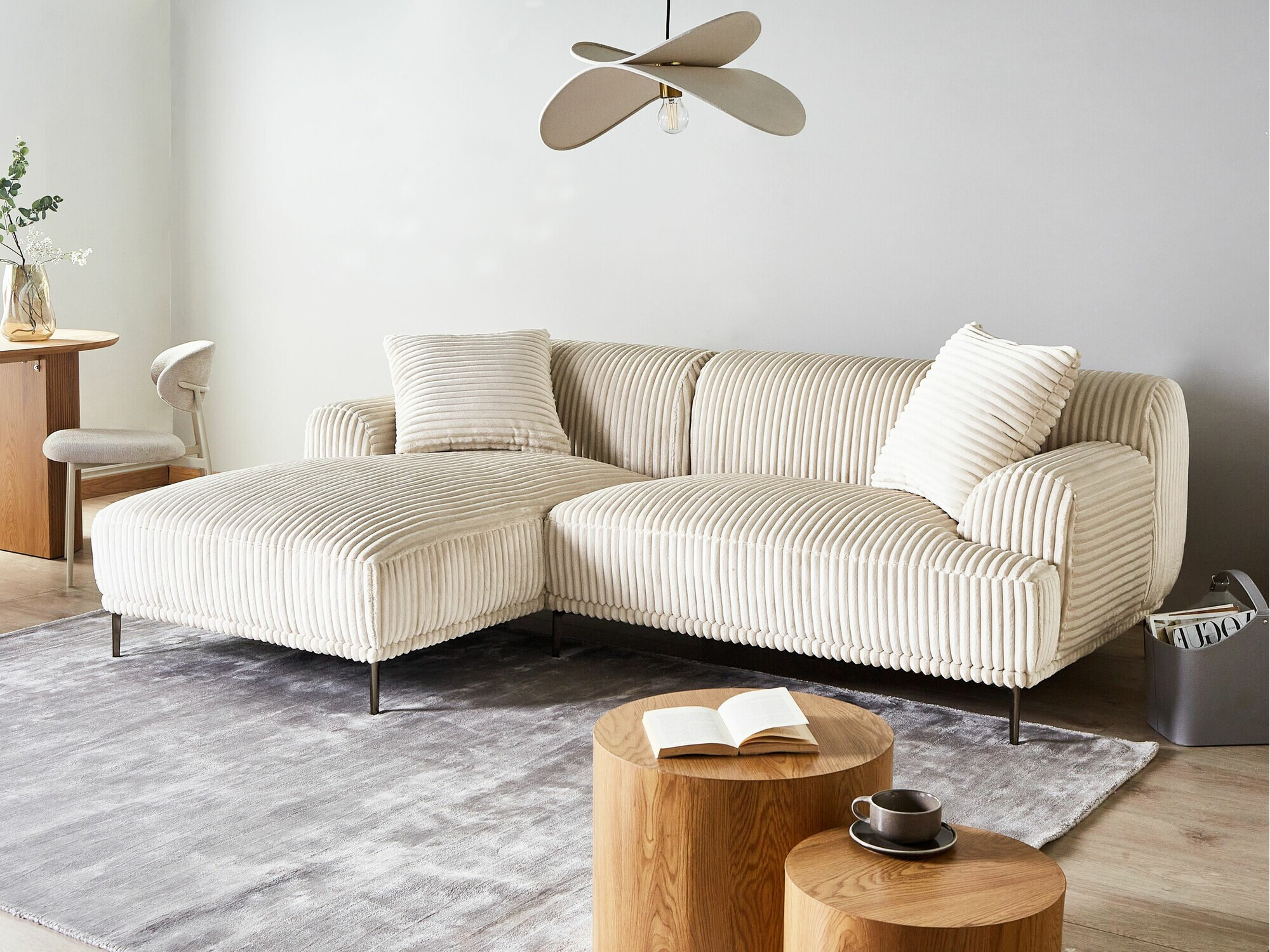 Stūra dīvāns Berwyn 2640 (Balts)