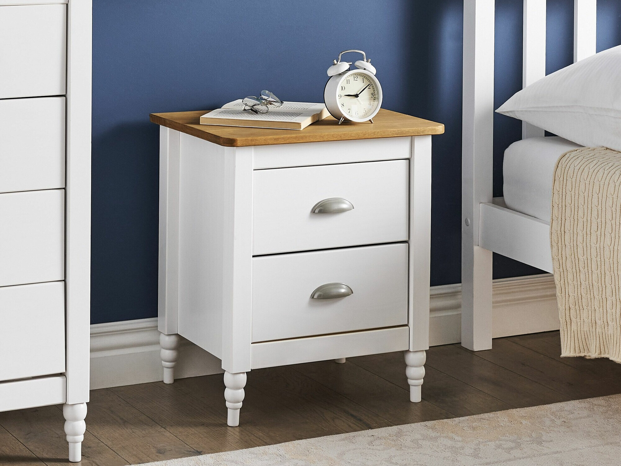 Прикроватная тумбочка Berwyn 2481 (Белый + Светлое дерево)