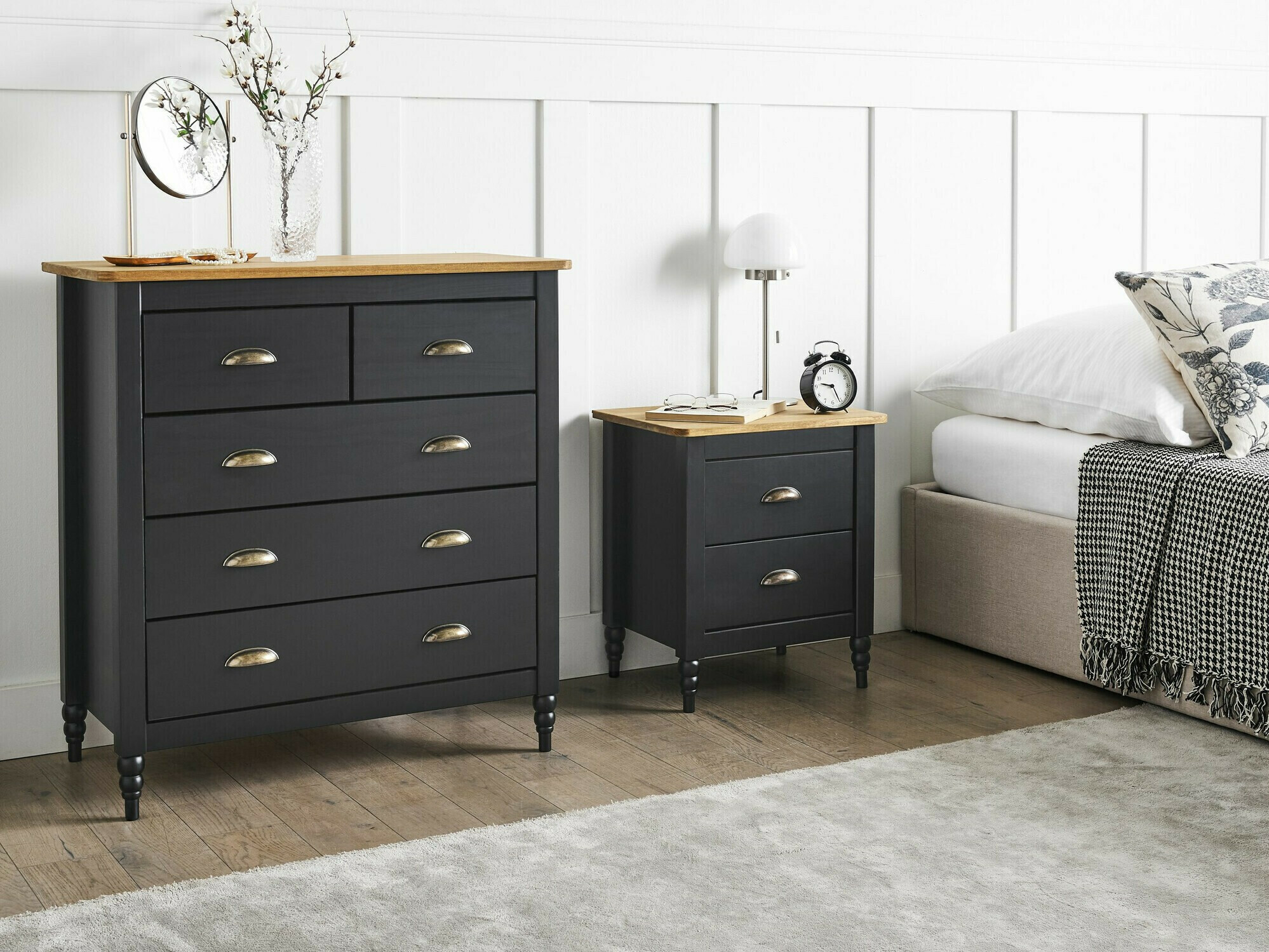 Прикроватная тумбочка Berwyn 2481 (Чёрный + Светлое дерево)