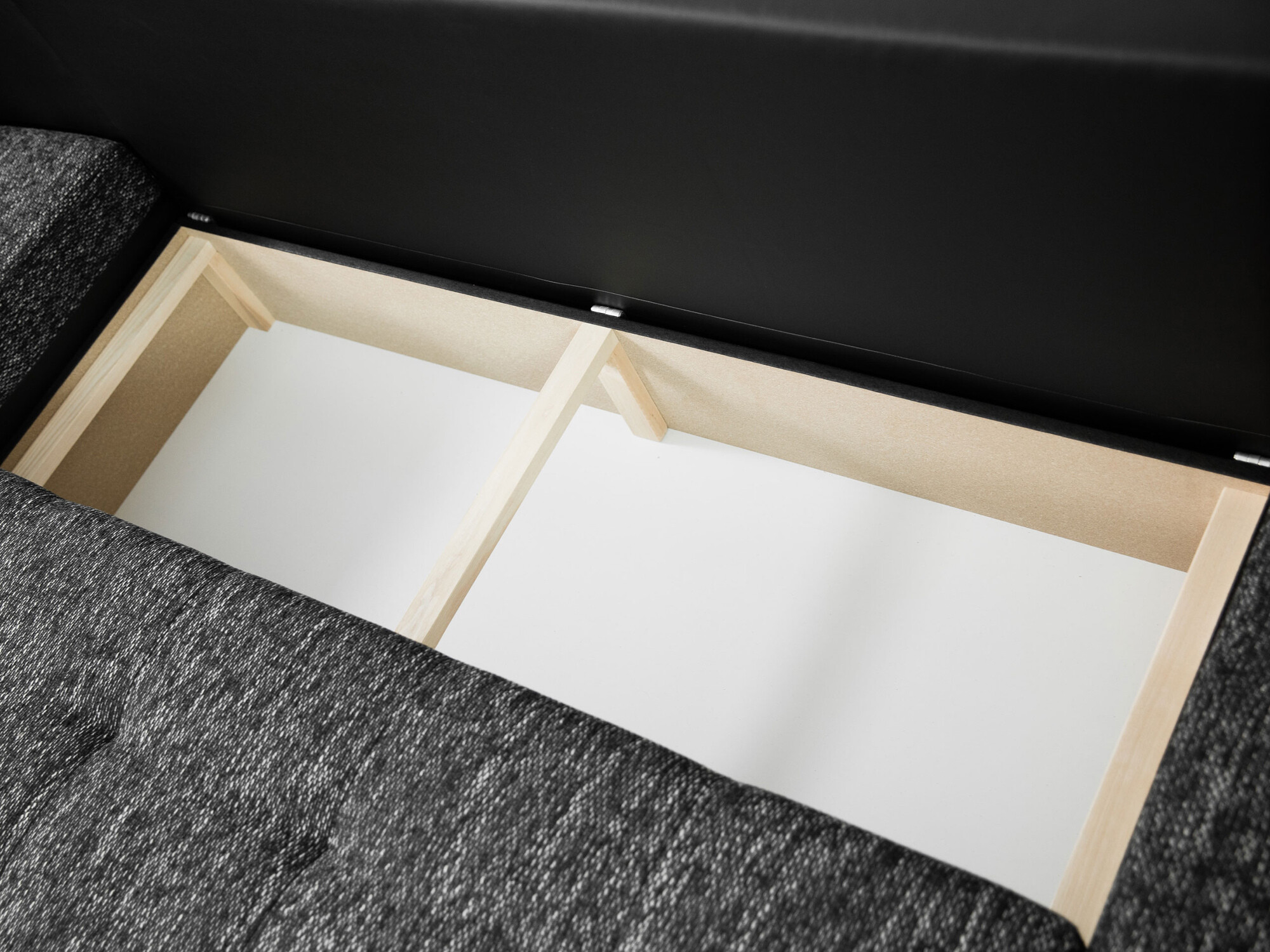 Stūra dīvāns Comfivo 106 (Uttario Velvet 2955 + Evo 25)