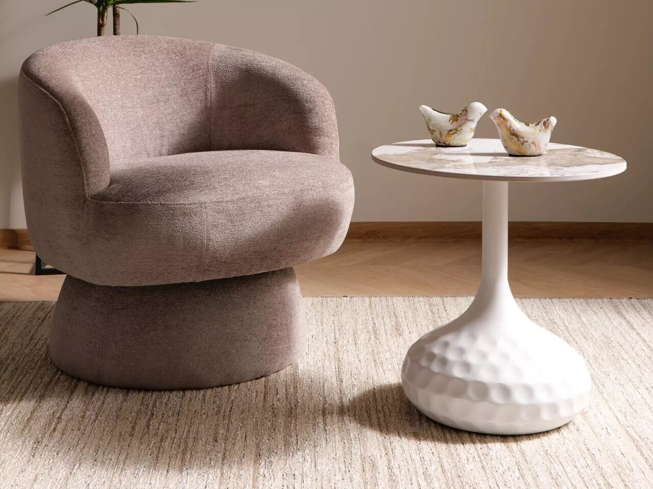 Žurnālu galdiņš Detroit 744