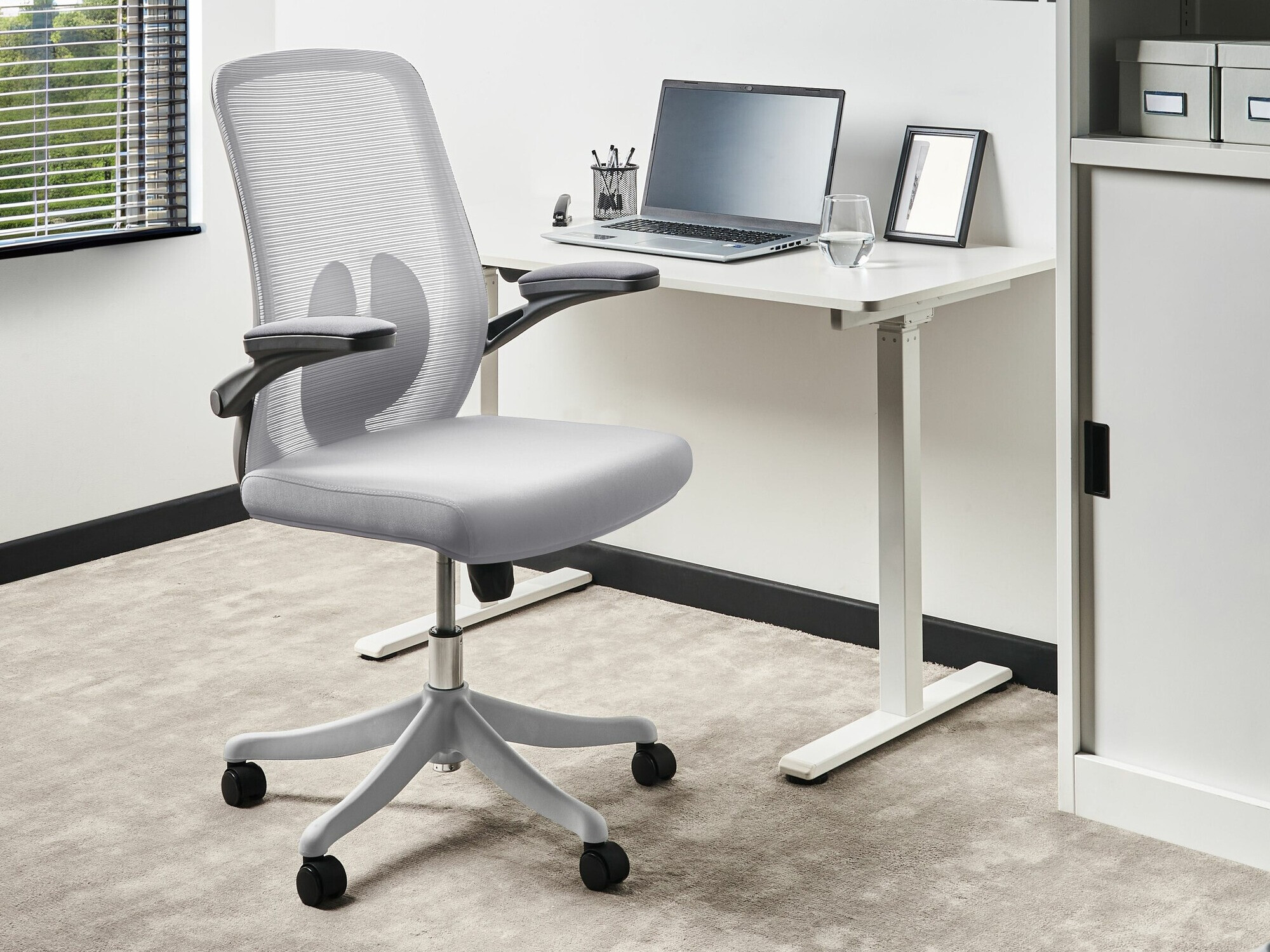 Biroja krēsls Berwyn 2687 (Pelēks)