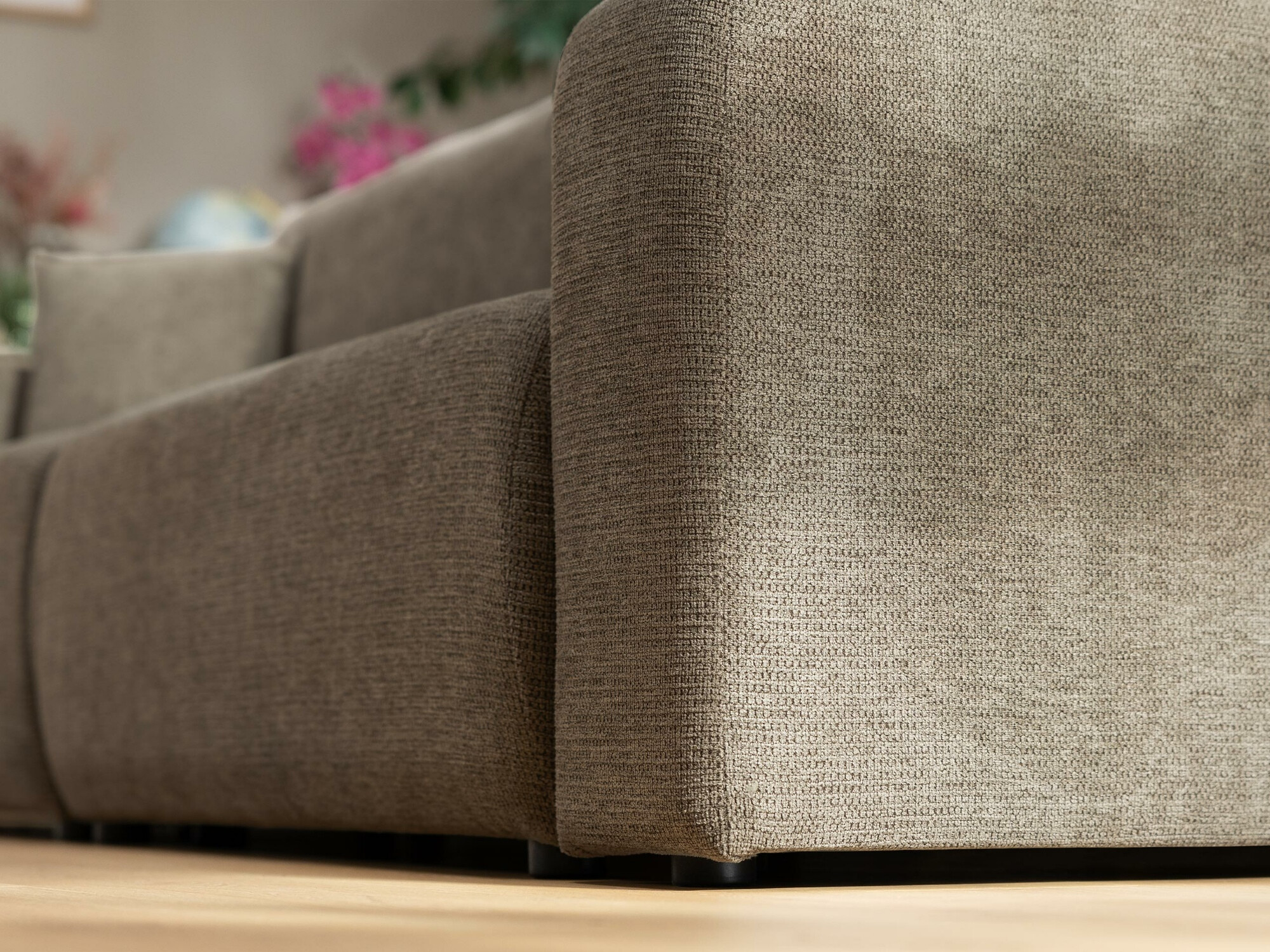 Dīvāns gulta Shelton 104 (Lima 80)