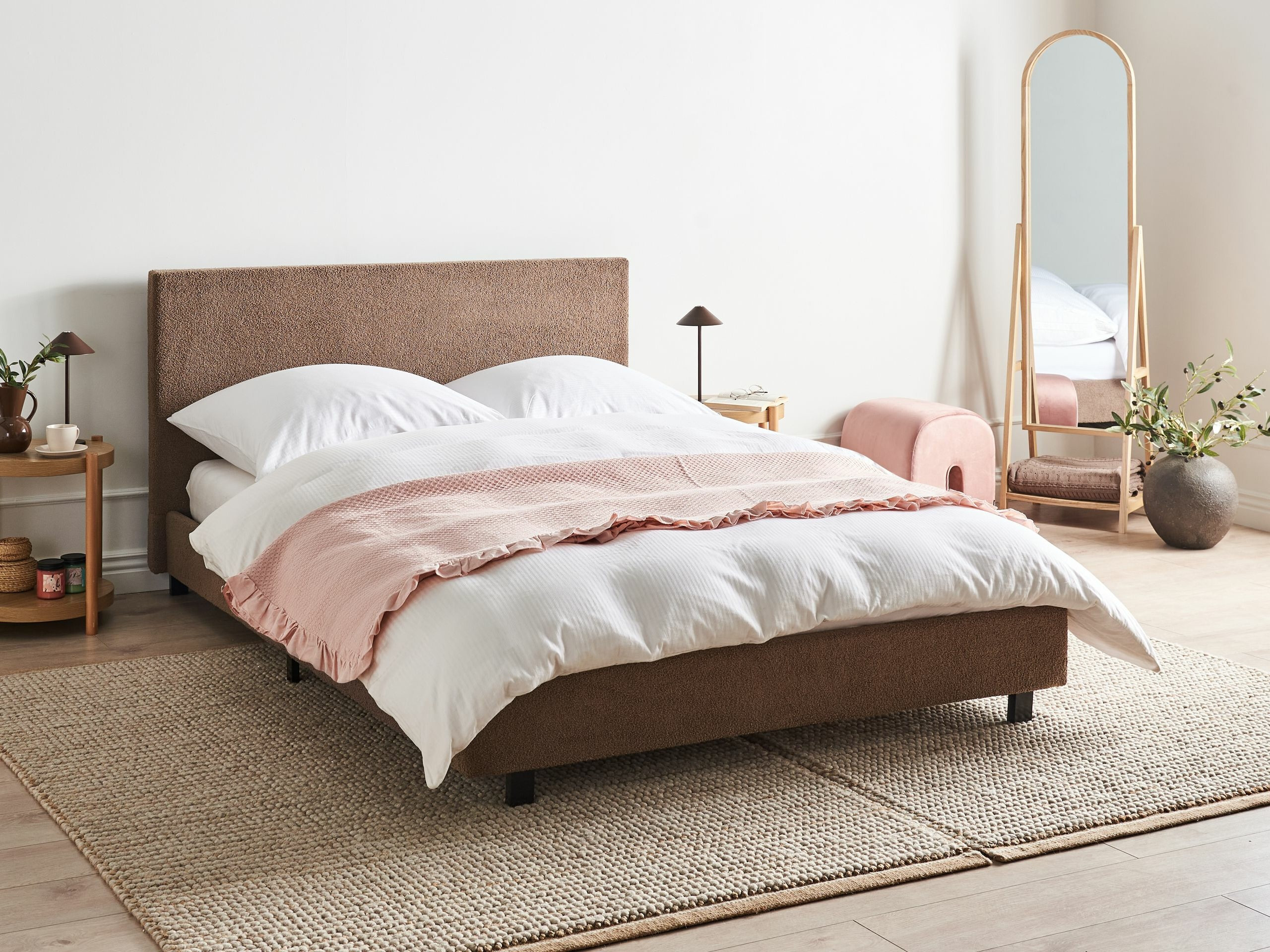 Gulta Berwyn 589 (Brūns)