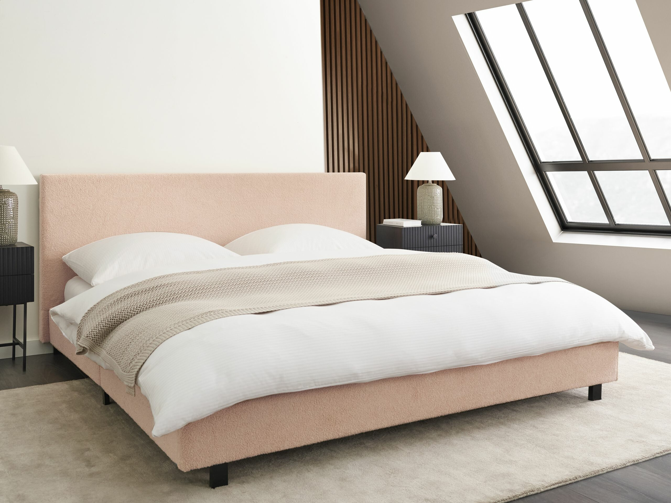 Кровать Berwyn 589 (Светло-коричневый)