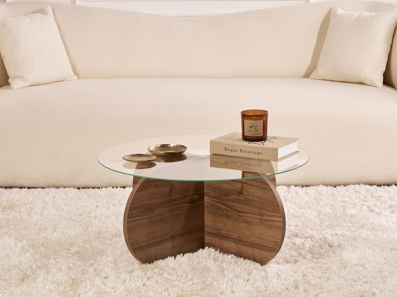 Žurnālu galdiņš Novato 117 (Riekstkoks)