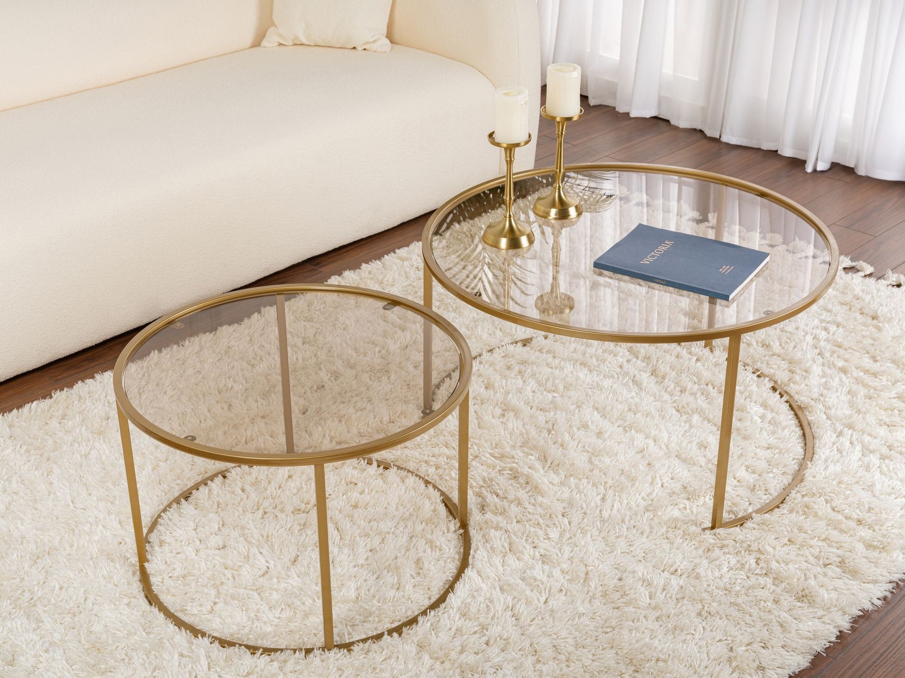 Žurnālu galdiņu komplekts Novato 122 (Zelta)