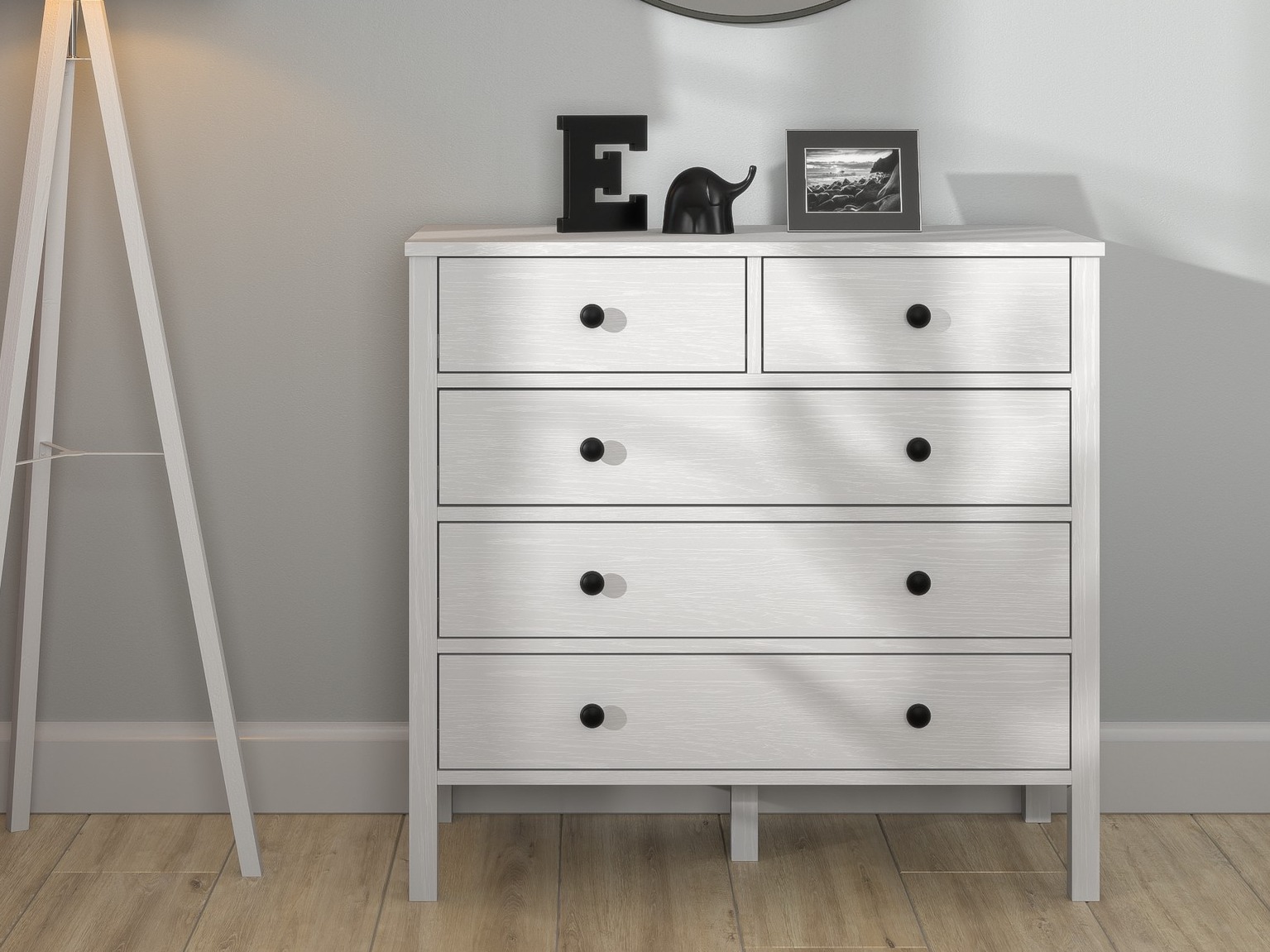 Kомод Ophfela 111