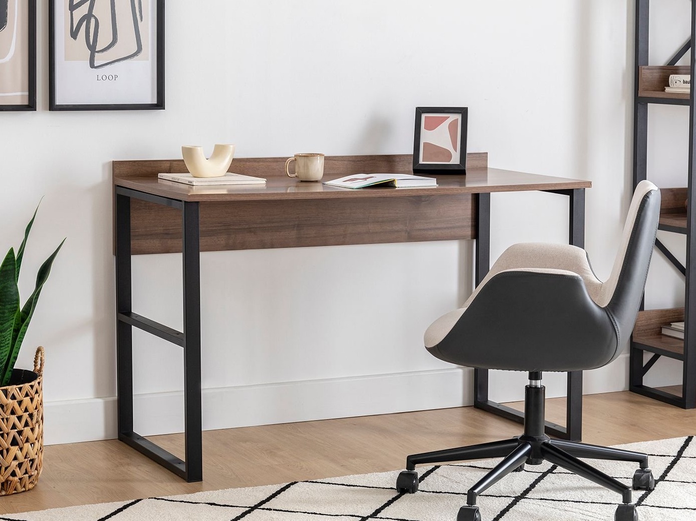 Rakstāmgalds Kailua 2606