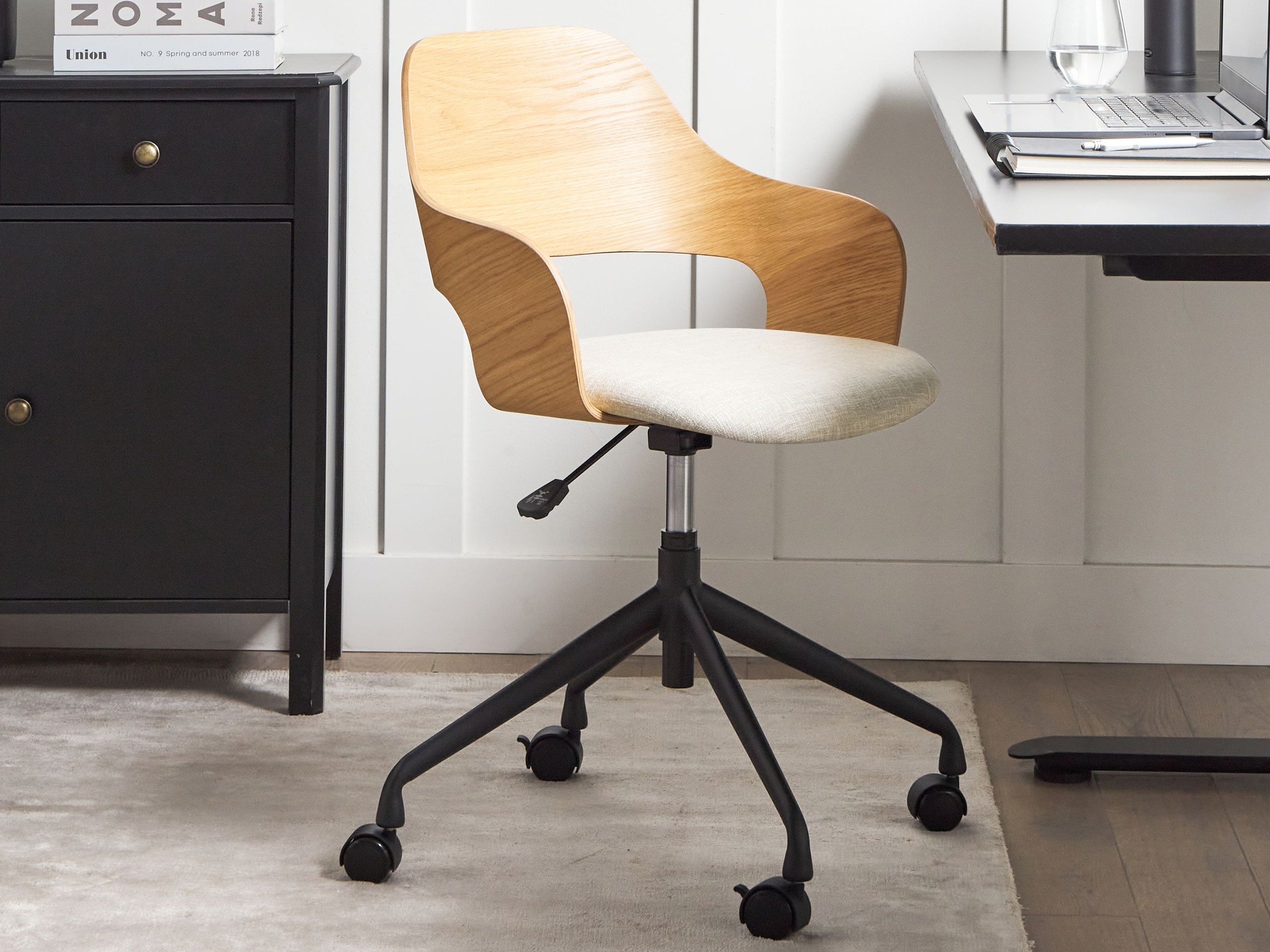 Офисный стул Berwyn 2727 (Светло-бежевый)