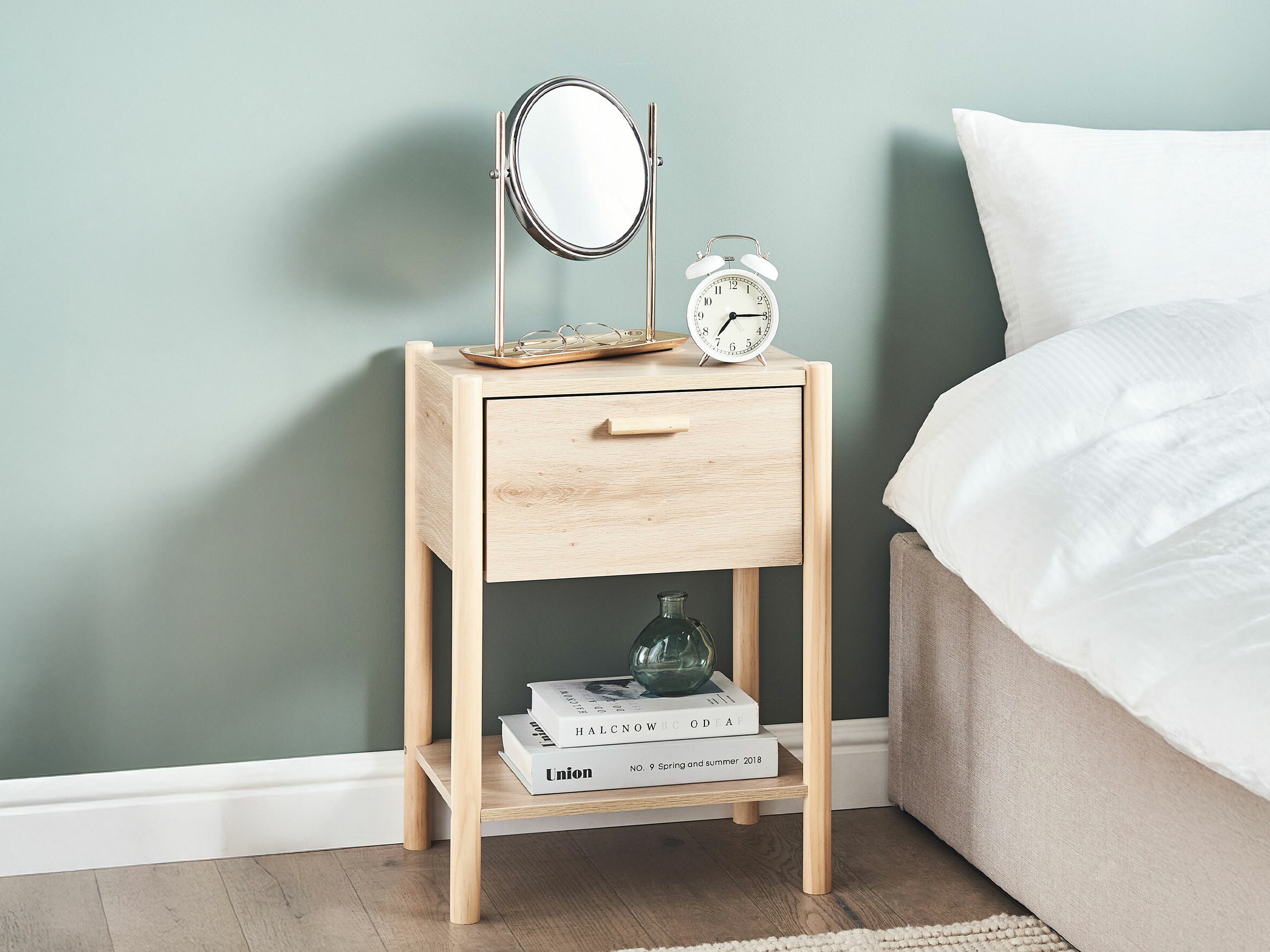 Прикроватная тумбочка Berwyn 2716