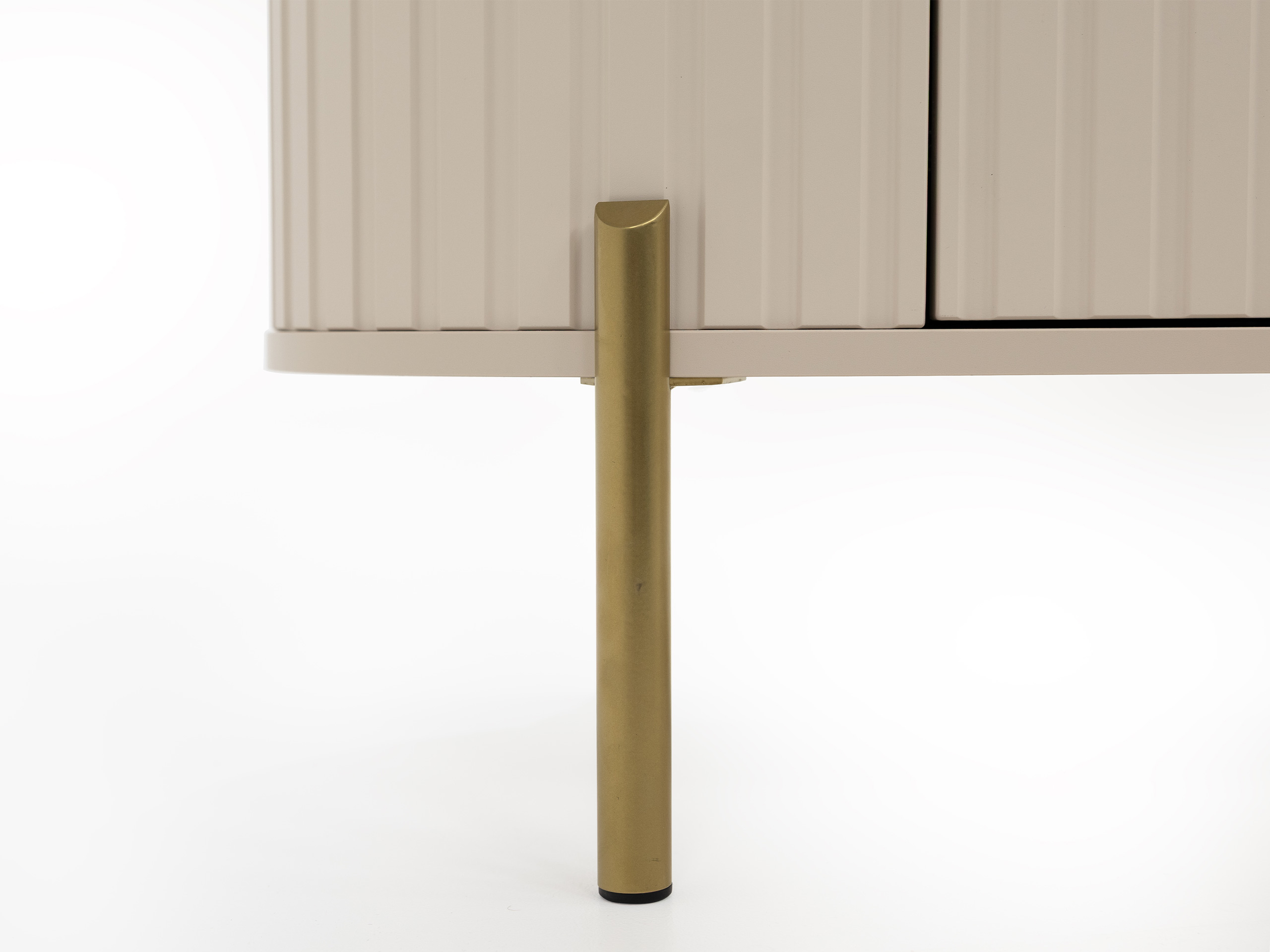 Kumode Comfivo Mirsoni 101