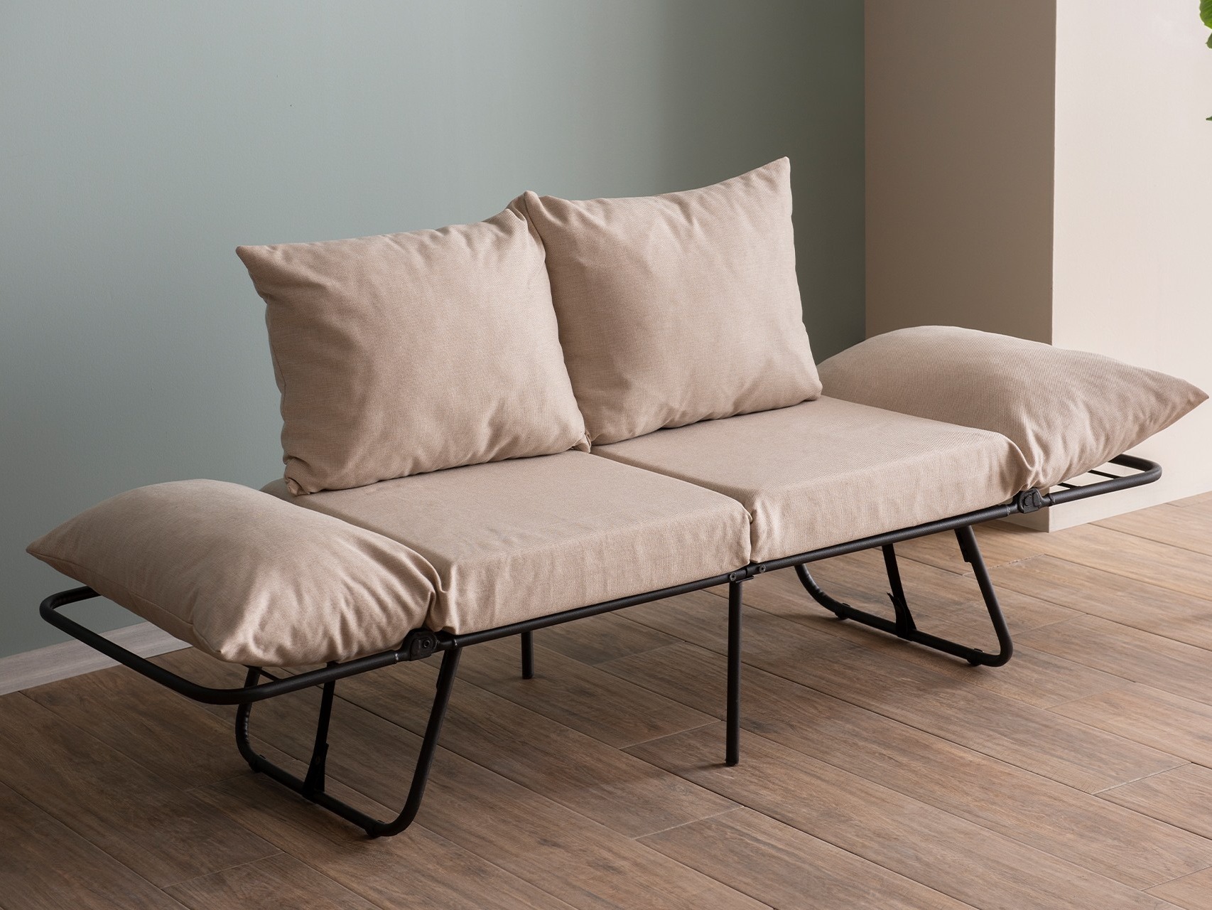 Dīvāns Altadena 618 (Gaiši bēšs)