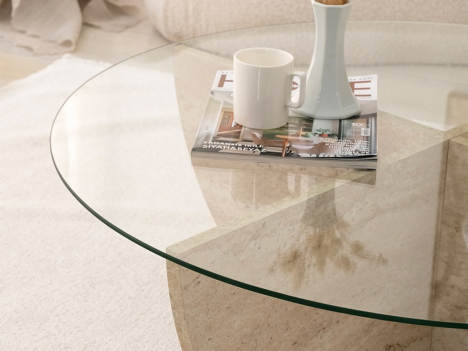 Žurnālu galdiņš Kailua 411 (Gaišs travertīns)