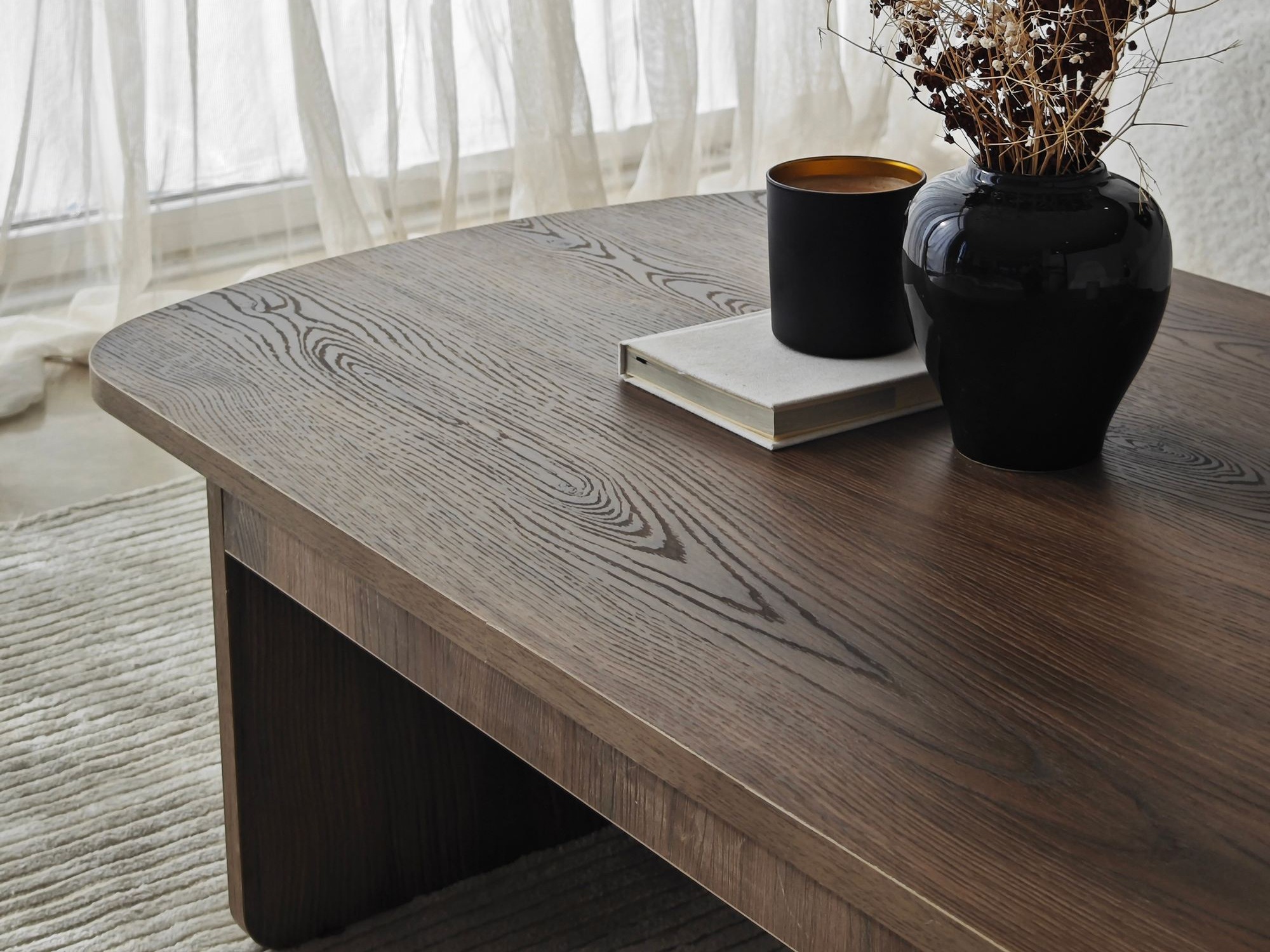 Žurnālu galdiņš Kailua 2631 (Riekstkoks)