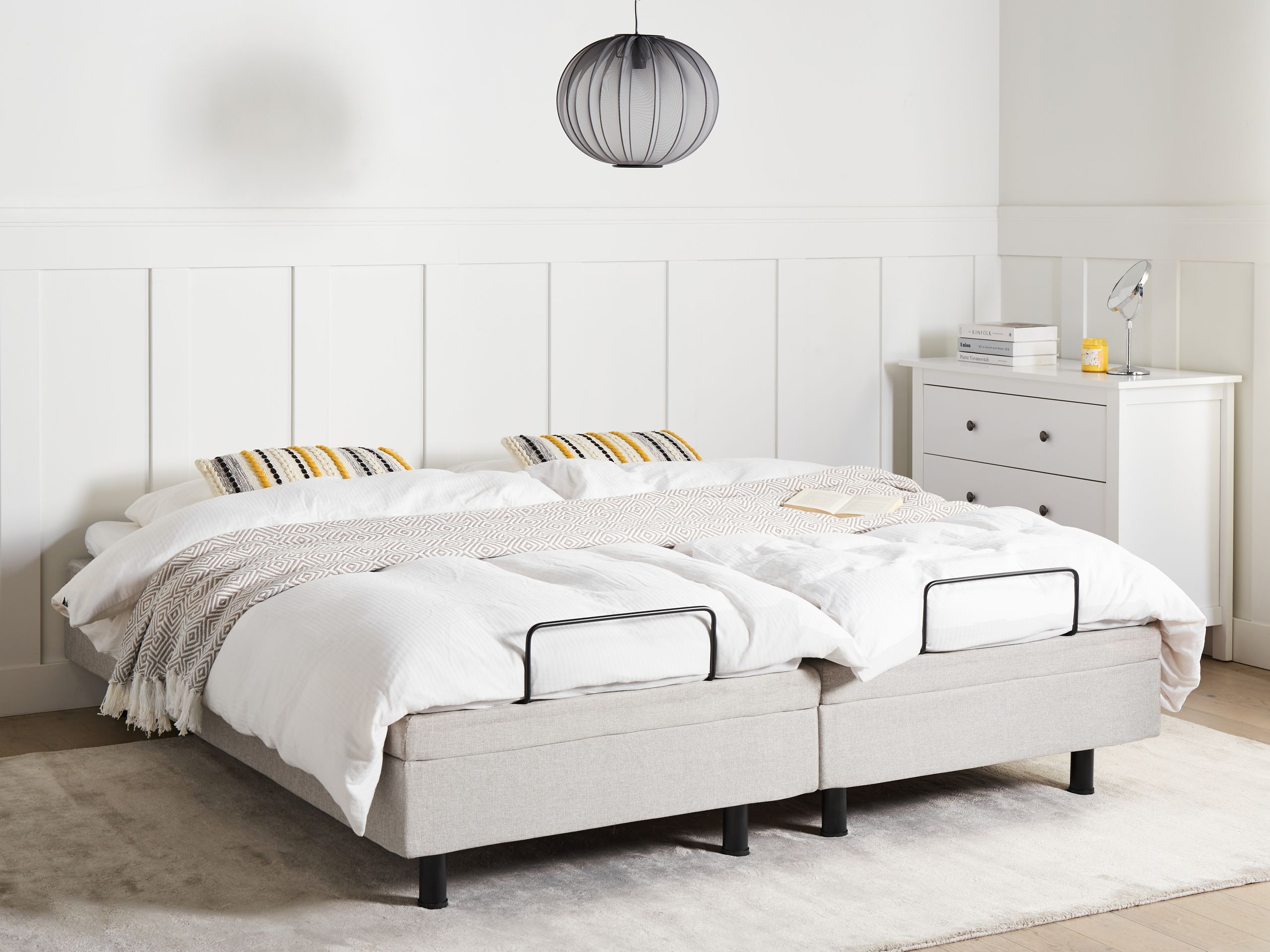 Кровать Berwyn 2750 (Крем)