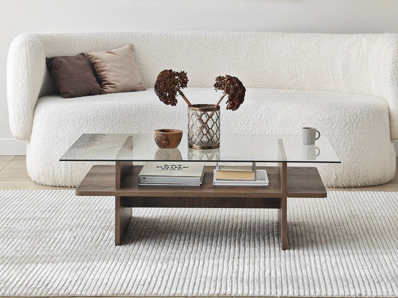 Žurnālu galdiņš Kailua 2635 (Riekstkoks)