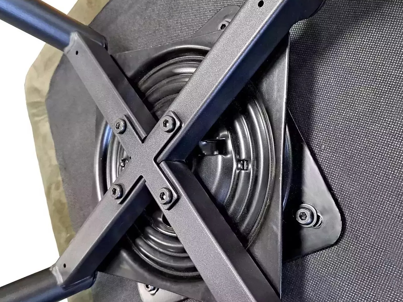 Krēsls Detroit 845 (Melns)