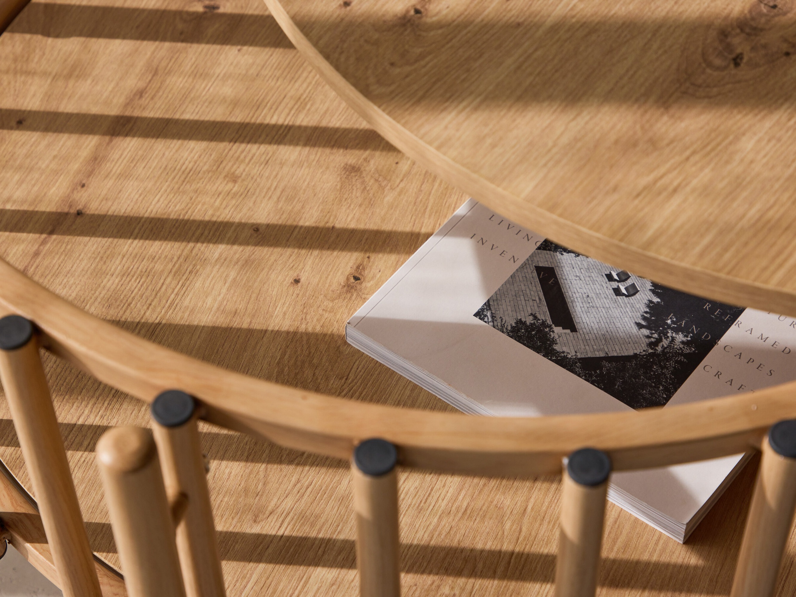 Žurnālu galdiņš Dallas 4879