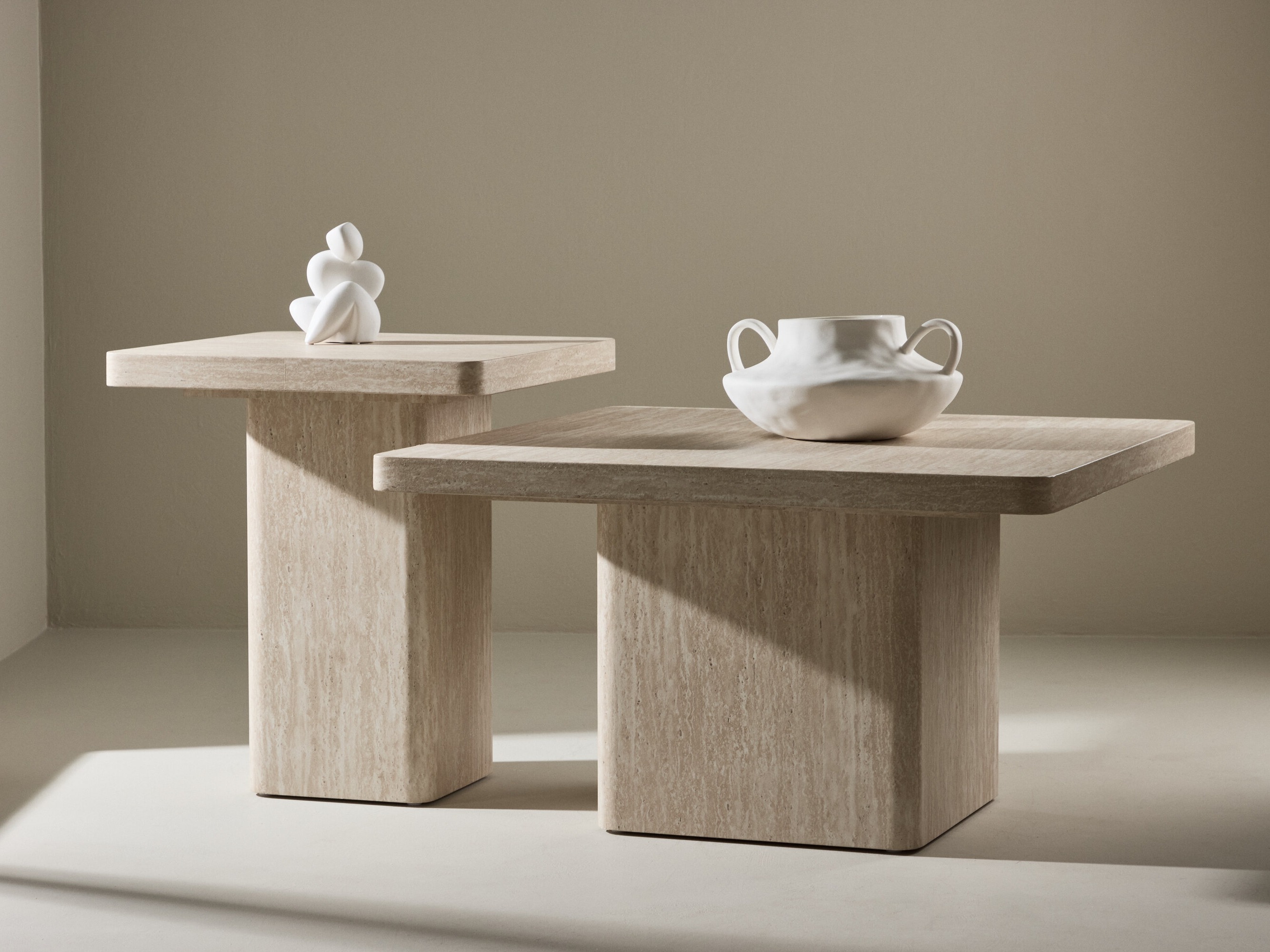 Žurnālu galdiņu komplekts Dallas 4875