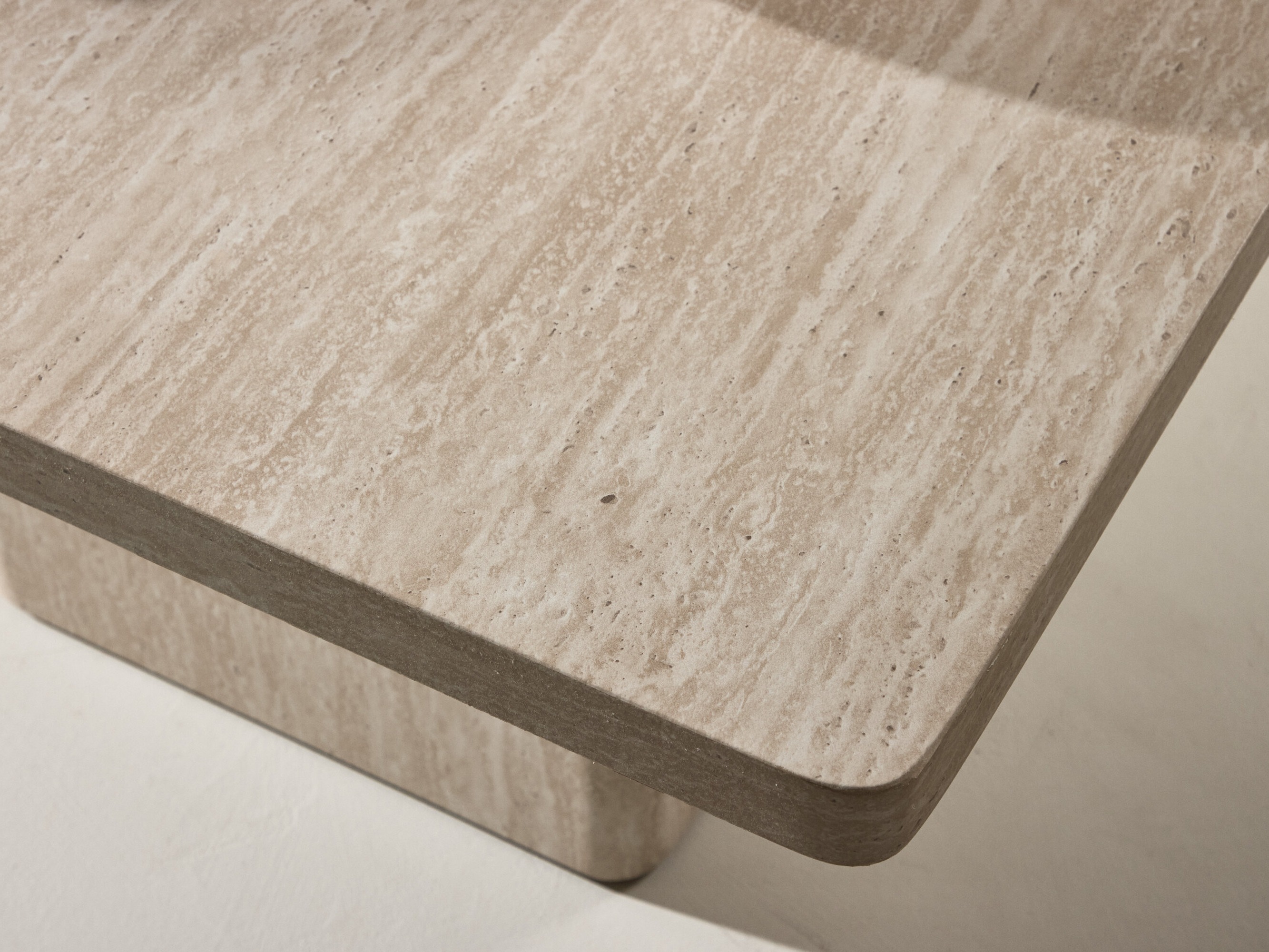 Žurnālu galdiņu komplekts Dallas 4875