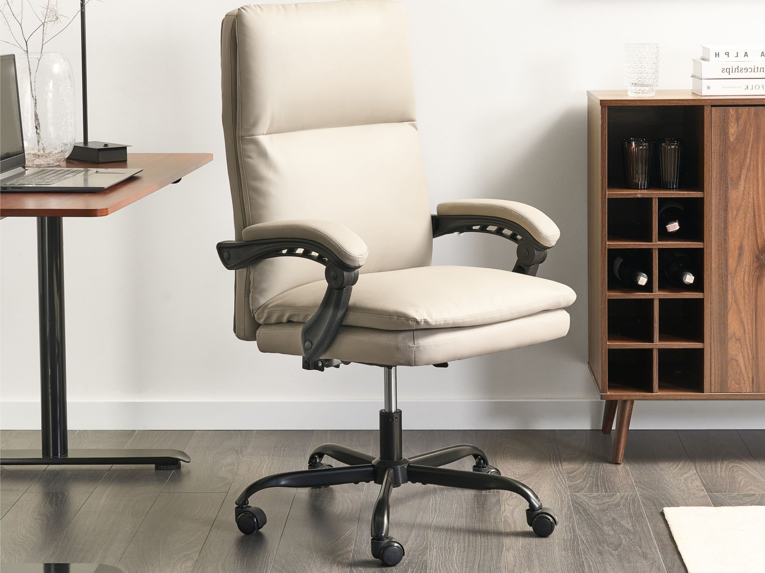 Biroja krēsls Berwyn 2762 (Krēms)