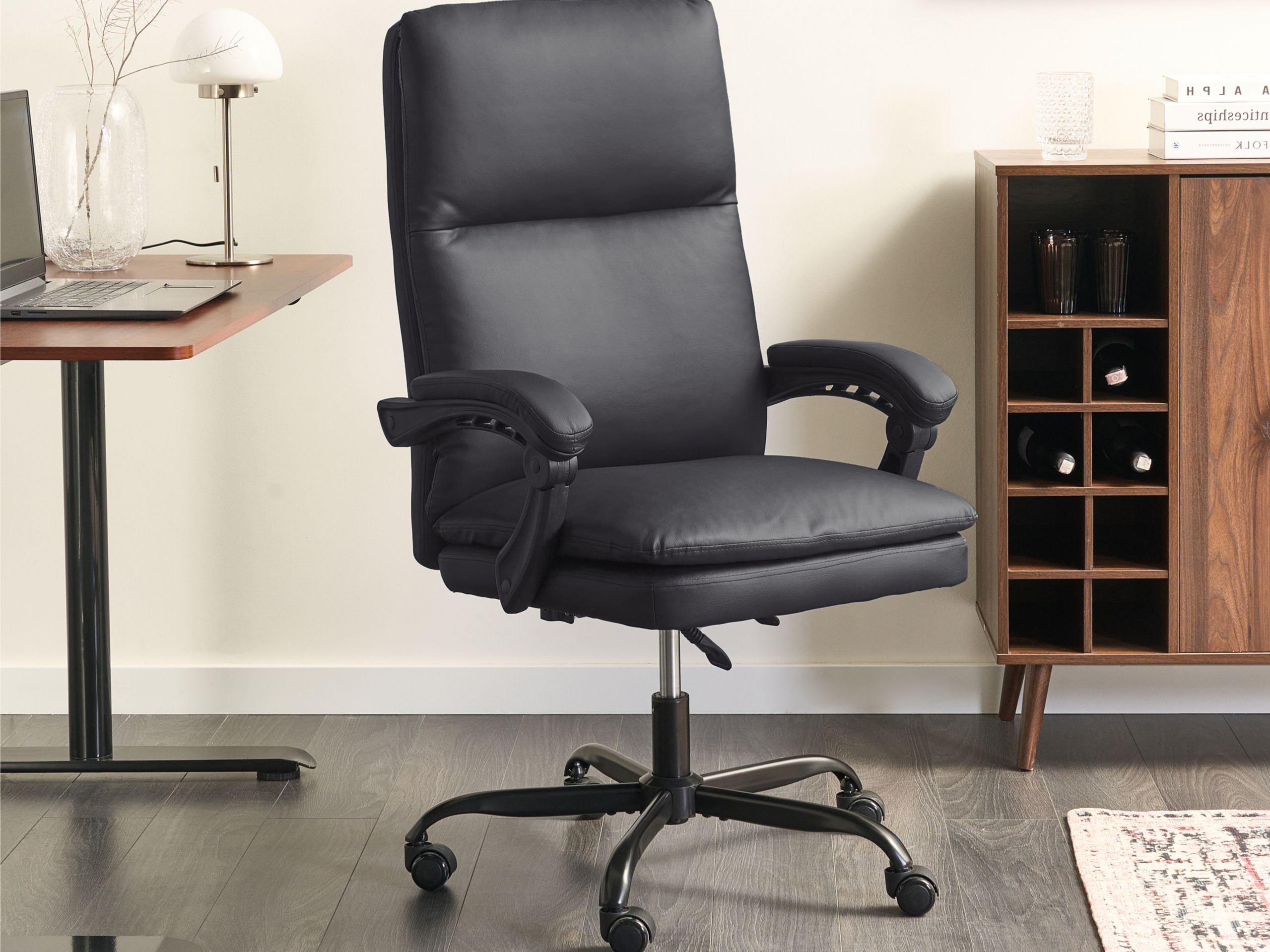 Biroja krēsls Berwyn 2762 (Melns)